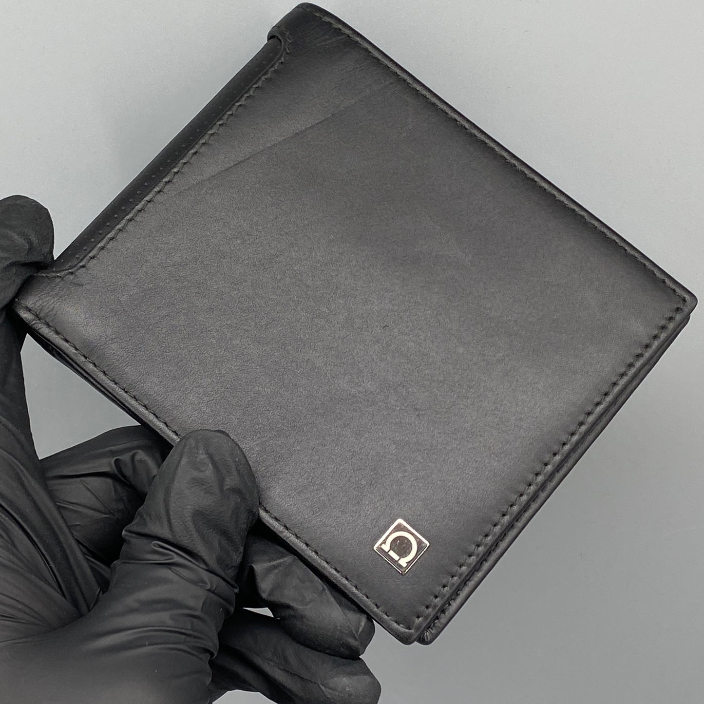 Ferragamo Black Smooth Leather Bi-fold Short Wallet