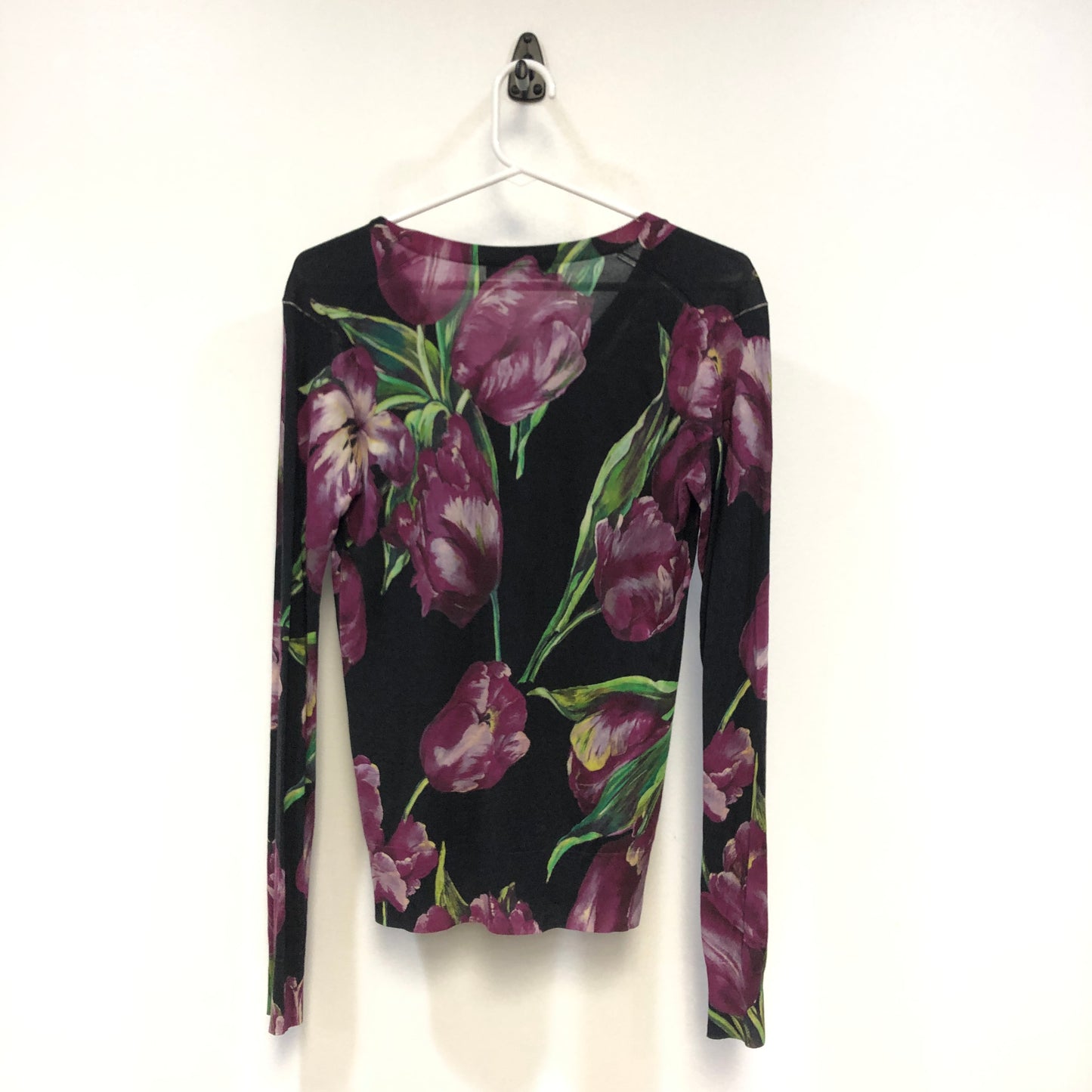 Dolce & Gabbana Black Purple Floral V‑Neck Long Sleeve Top 44