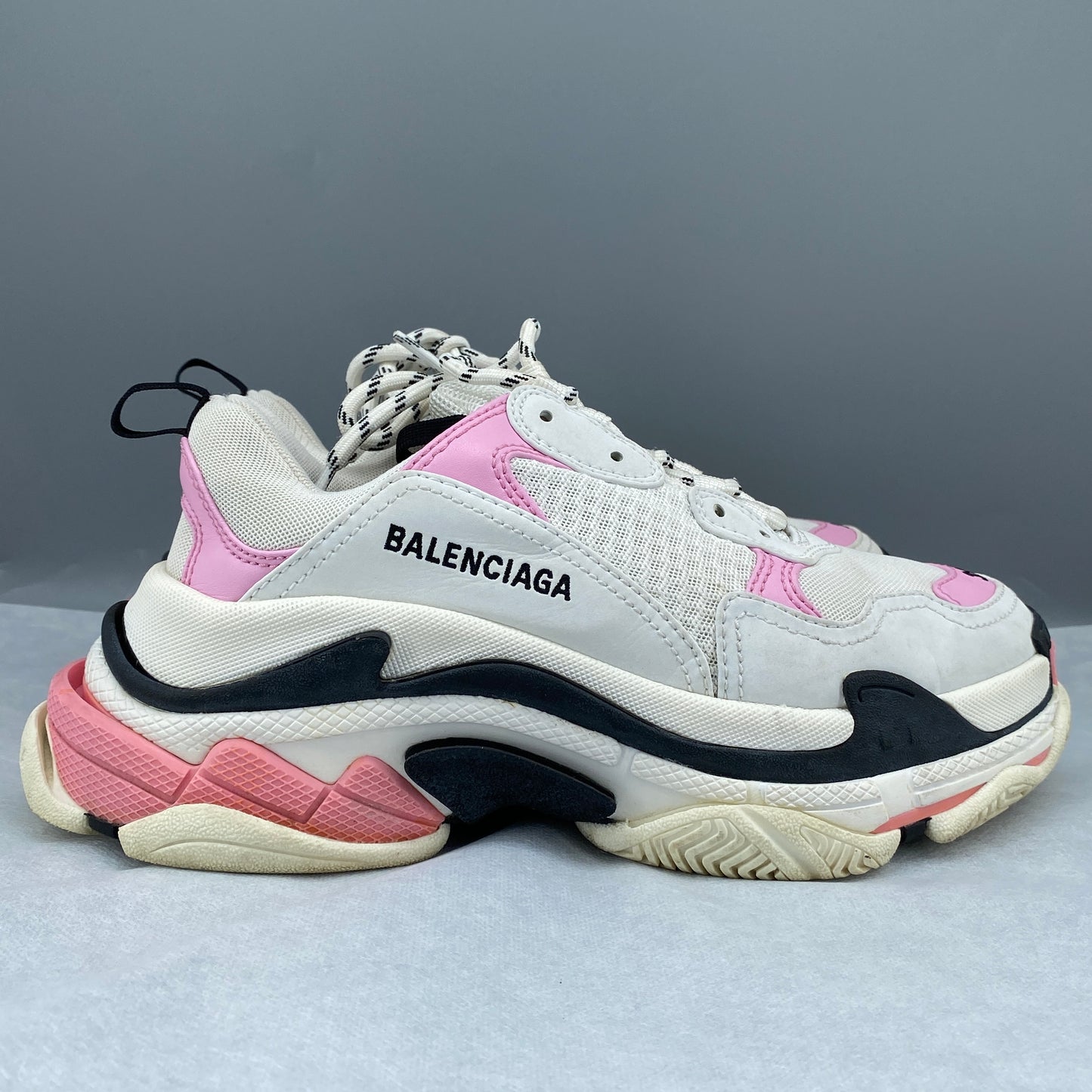 Balenciaga Women's Triple S Sneakers Size 38 White & Pink