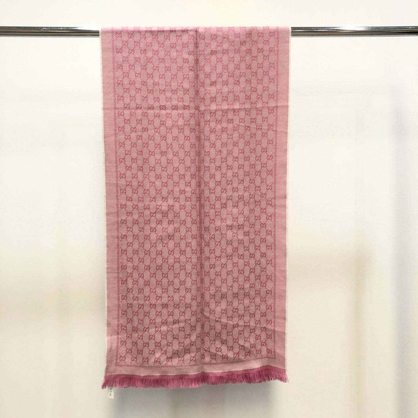 Gucci Pink & Light Pink Allover Pattern Fringed Scarf 180*48 cm