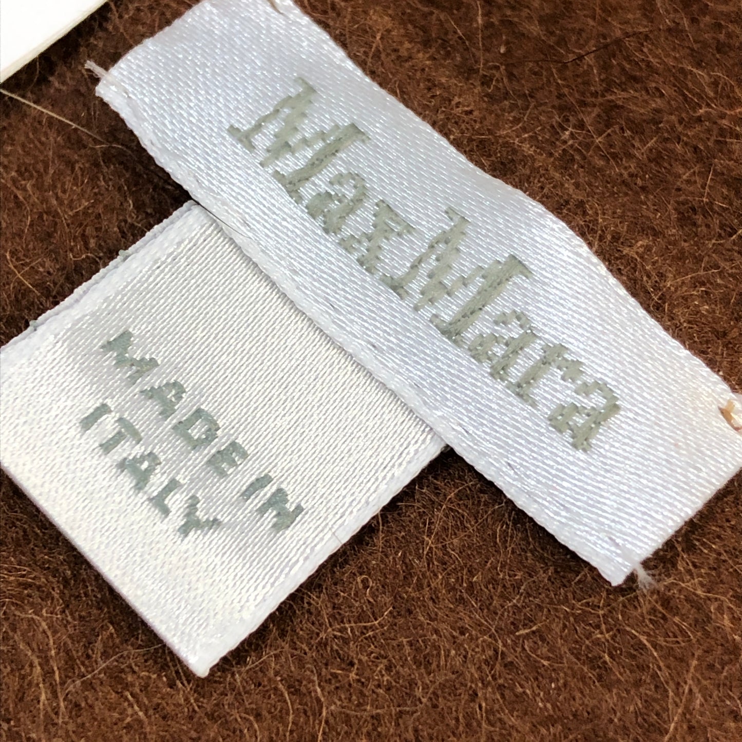 MaxMara Brown Fringed Cashmere Scarf 73*27 inches