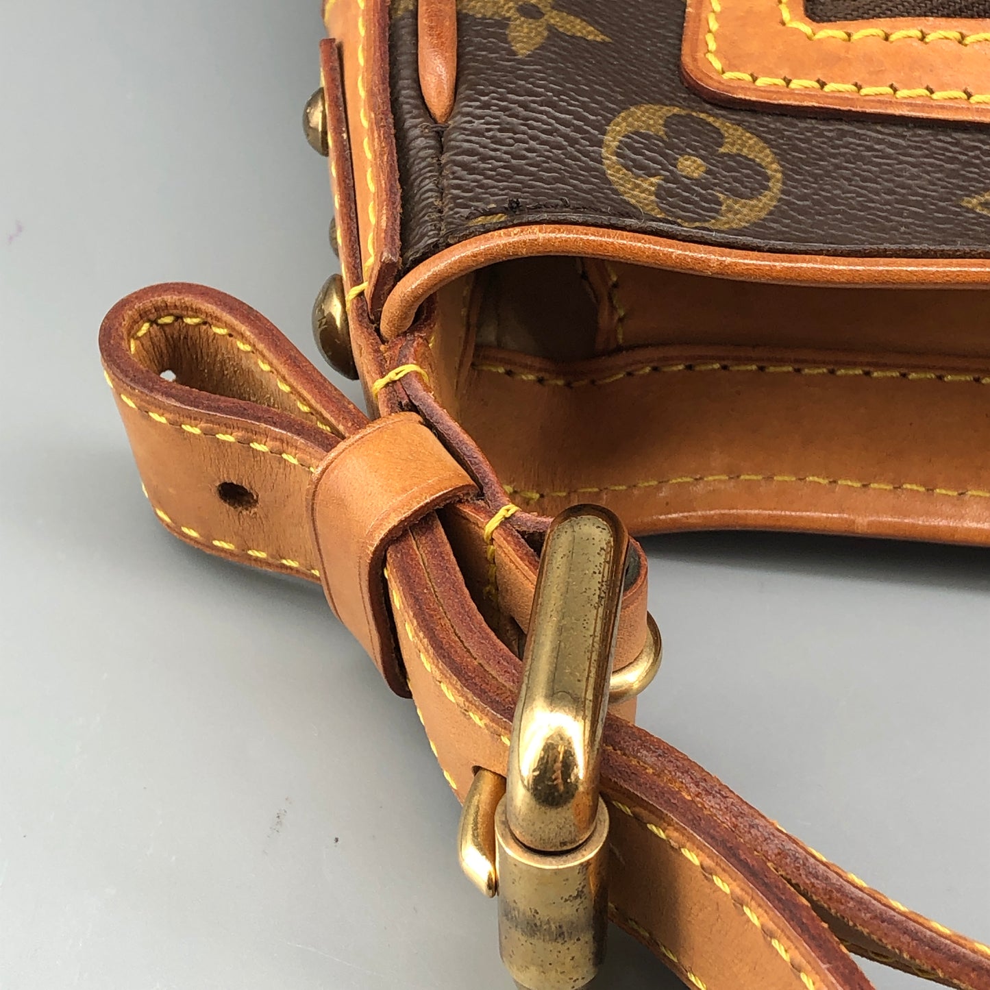 Louis Vuitton Hudson Monogram Canvas Shoulder Bag Brown