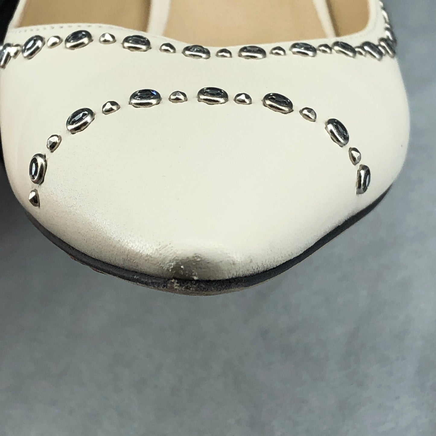 Jimmy Choo Women's  Cream Crystal Trim Pointed Toe Stiletto Heels Shoes Size 37