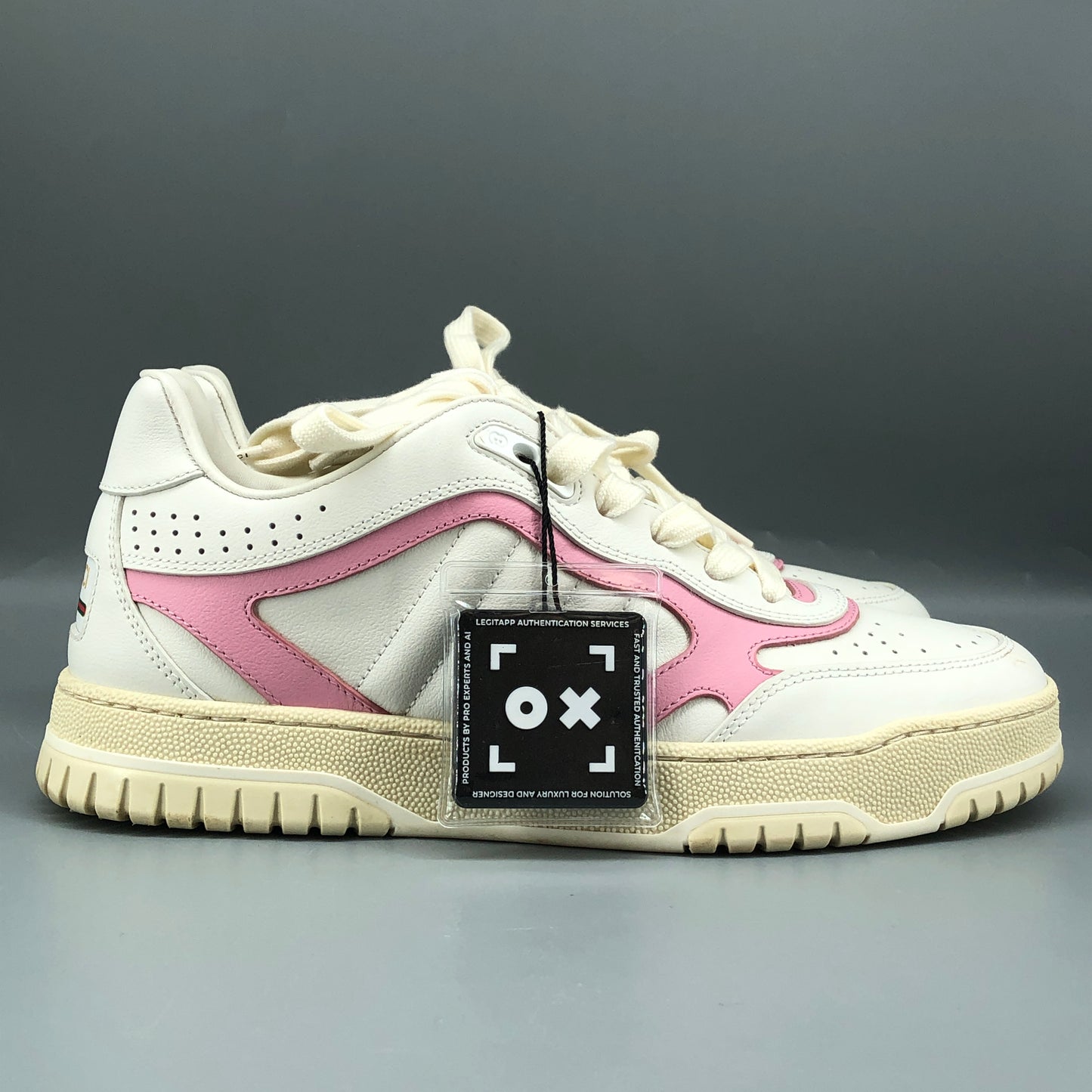 Gucci Women’s Low-Top Retro Sneakers 37 cream/pink