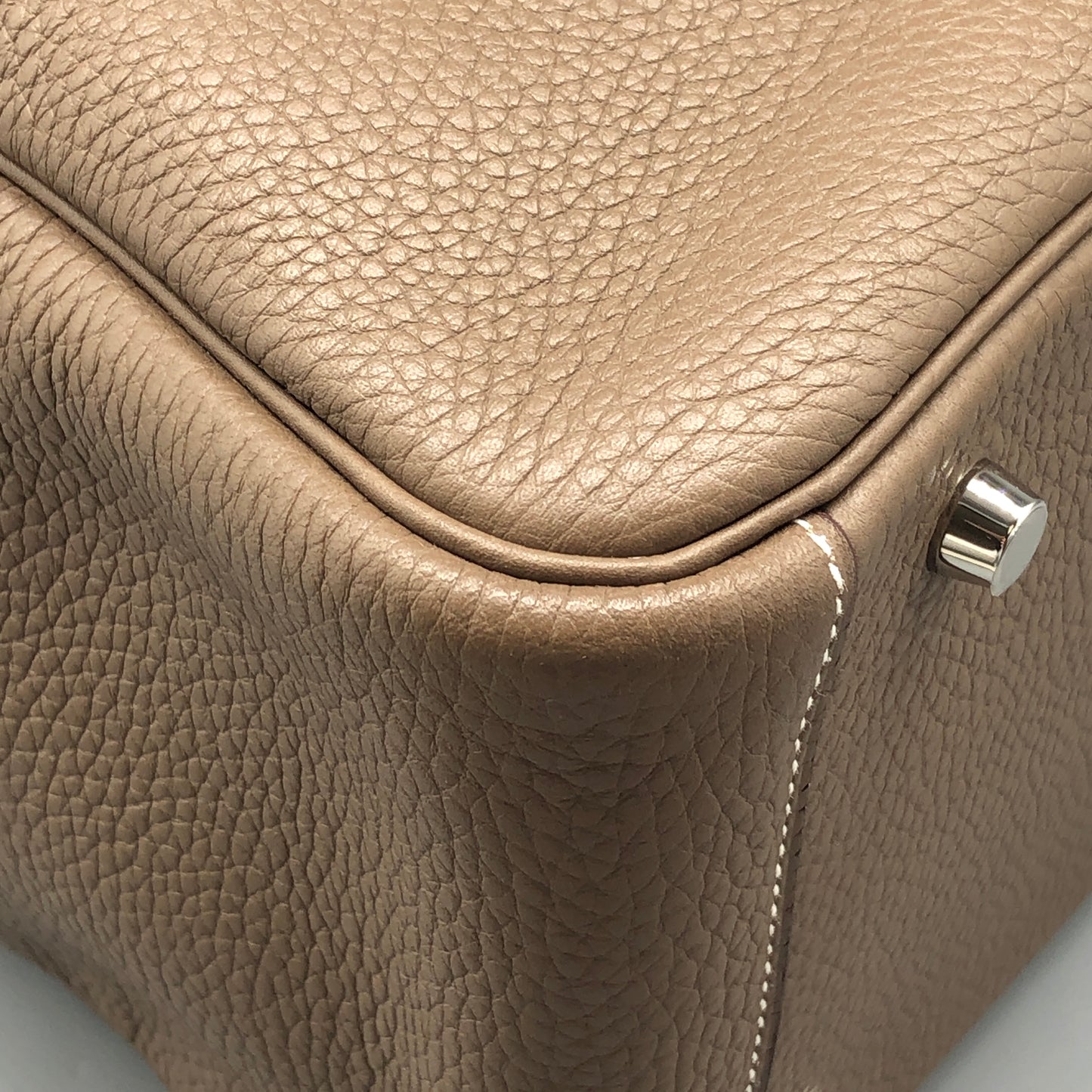 Hermes Lindy 30 Bag Etoupe