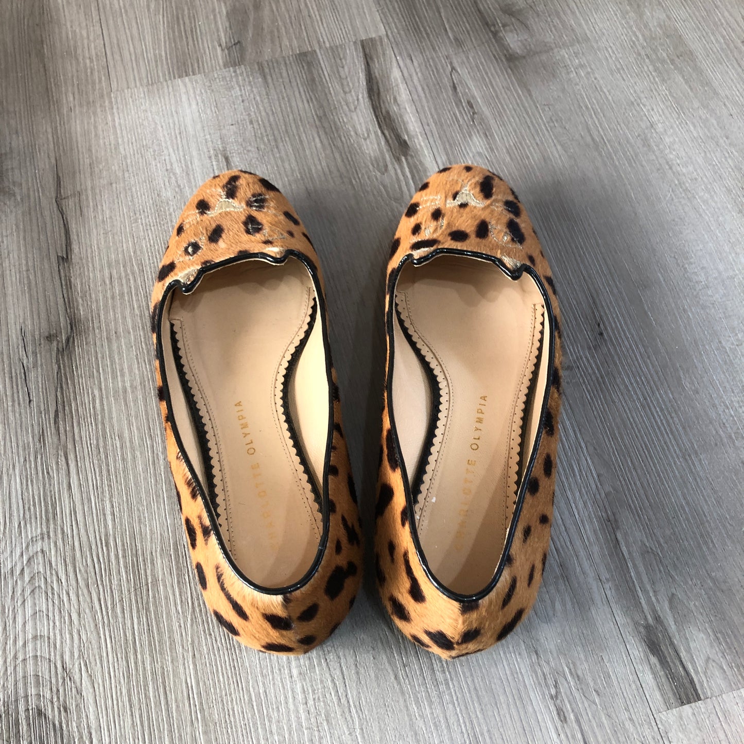 Charlotte Olympia Women's Leopard Calf Hair Kitty Flat Pumps Size 38 Black Brown Yellow Gold
