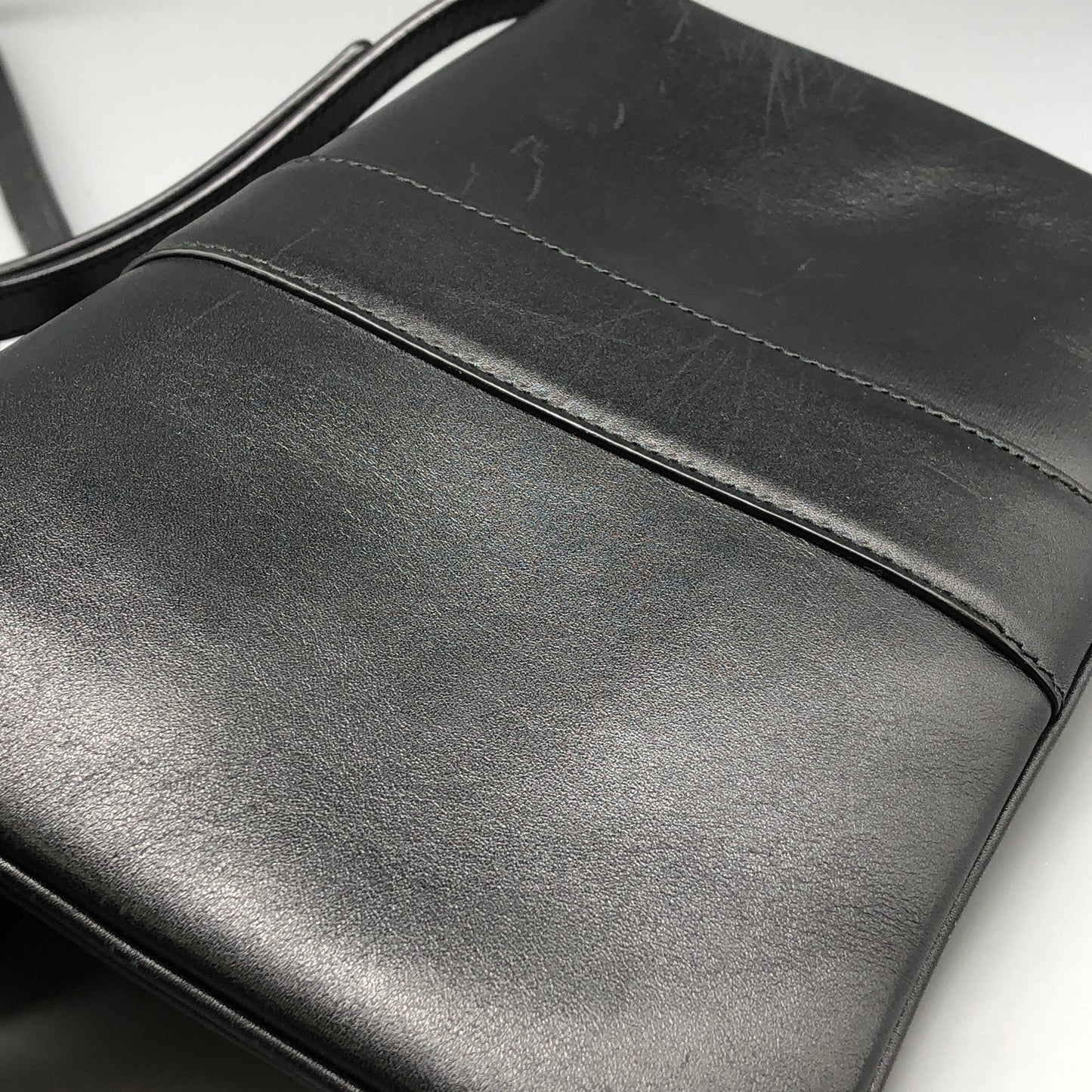 Gucci Interlocking G Leather Shoulder Bag 24*14cm Black