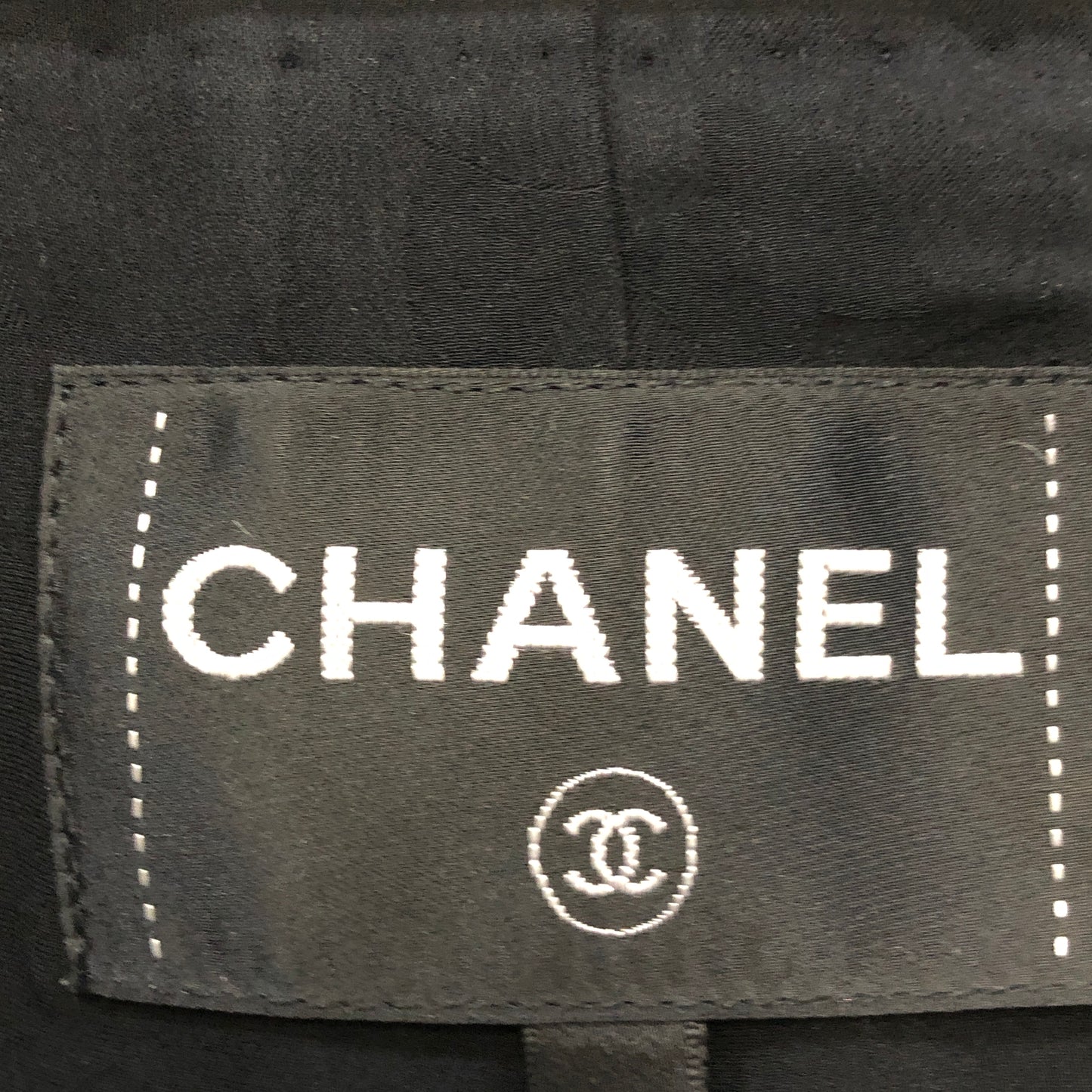 Chanel  CC logo jacquard pattern Black Tweed Round Neck Short Jacket Size 34