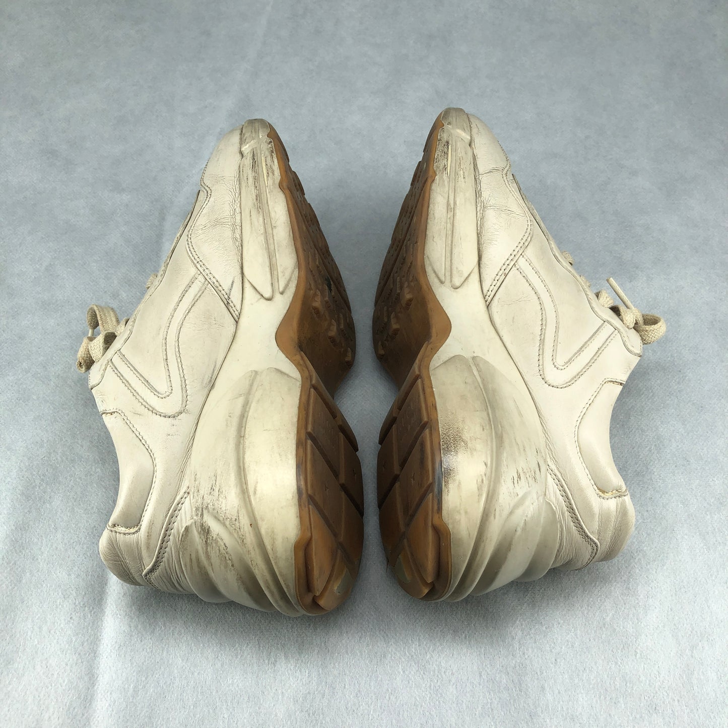 Gucci Cream Rhyton Sneakers Size 35.5