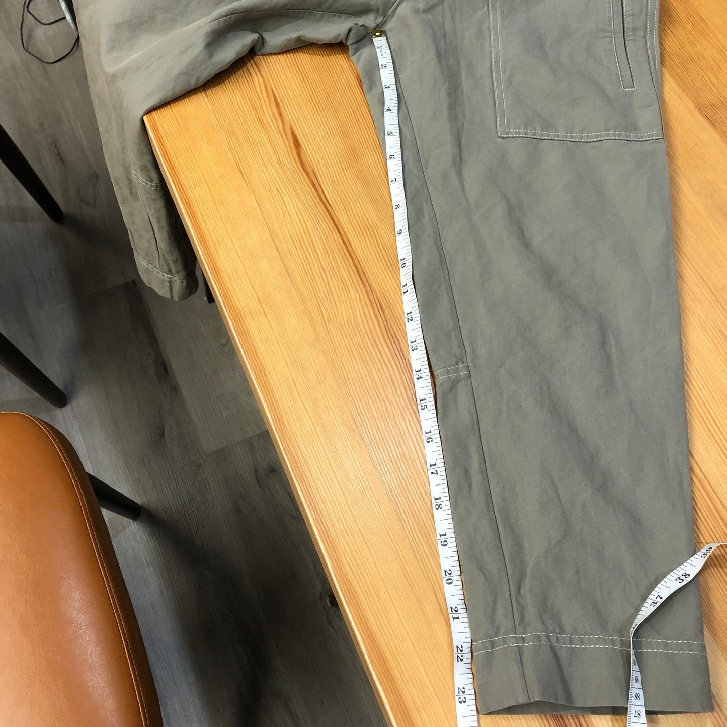 Brunello Cucinelli Army Green Drawstring Casual Trousers
