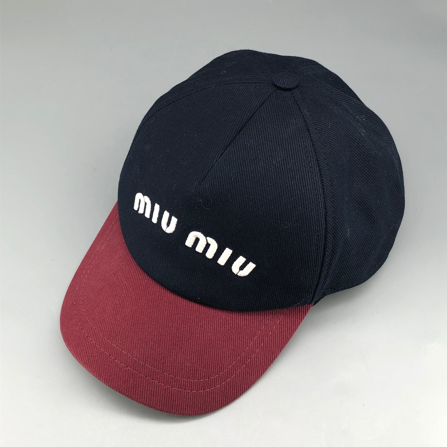 Miu Miu Two-Tone Baseball Cap Navy/Red Size M(58cm)