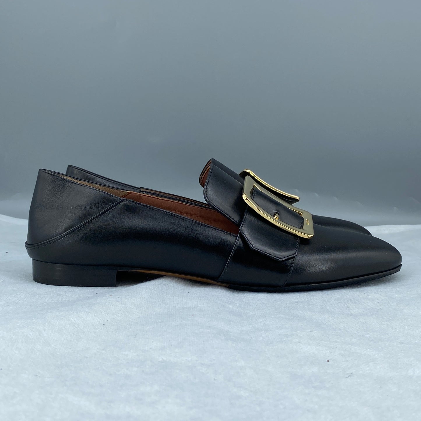 Bally Women's Black Leather Square Buckle Slip-On Loafer Flats Size 38.5