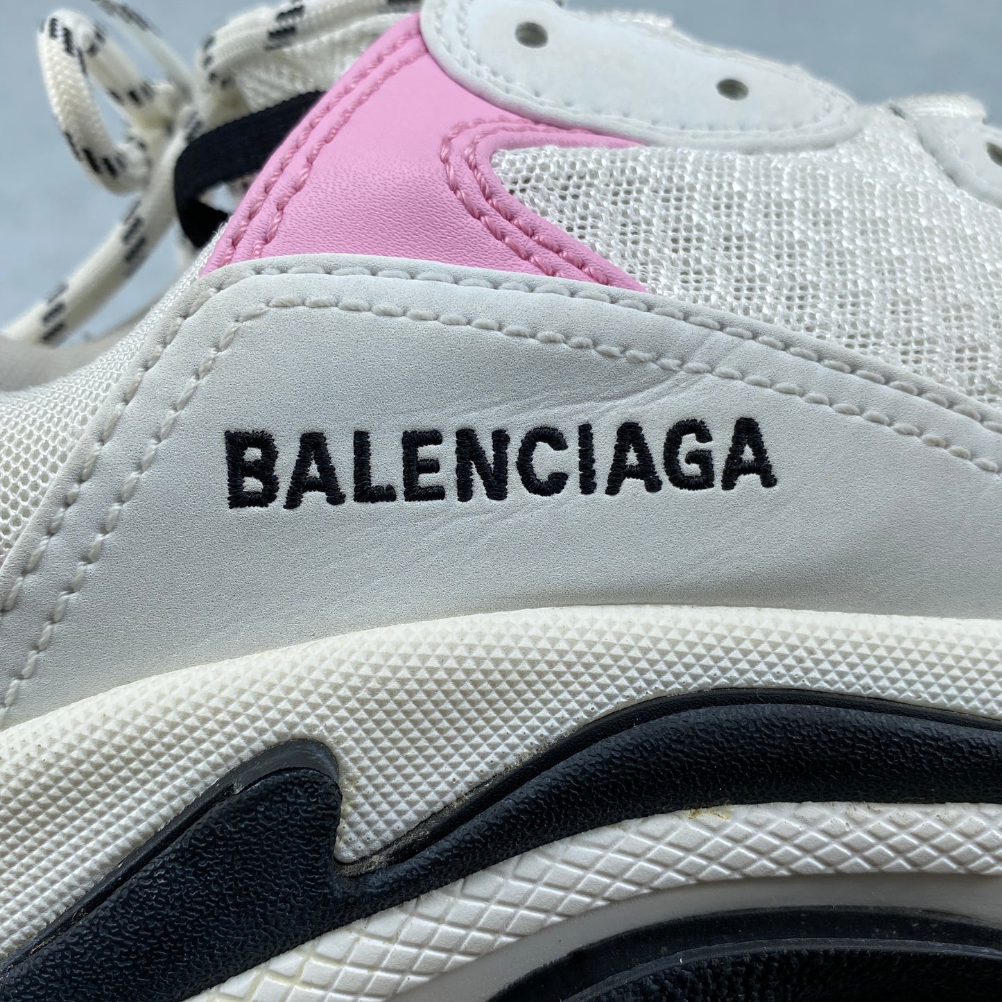 Balenciaga Women's Triple S Sneakers Size 38 White & Pink