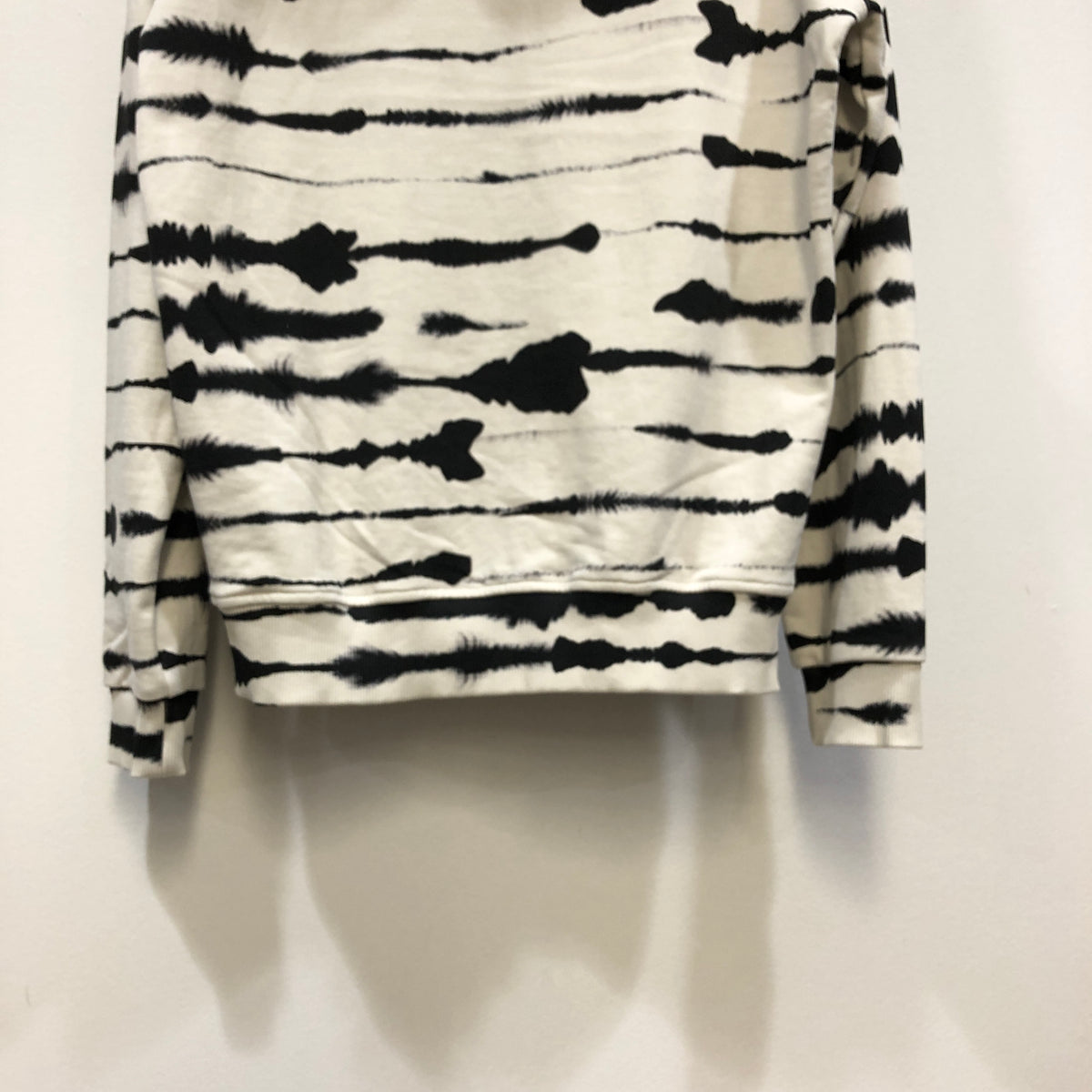 Burberry White & black Zebra Print Pullover Hoodie Size S