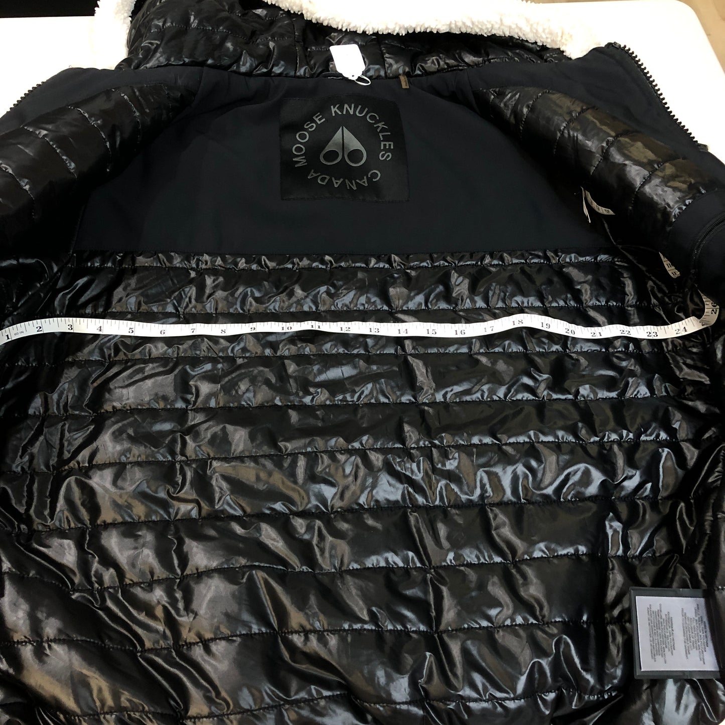 Moose Knuckles White/Black Sherpa Zip-Up Hoodie Size L