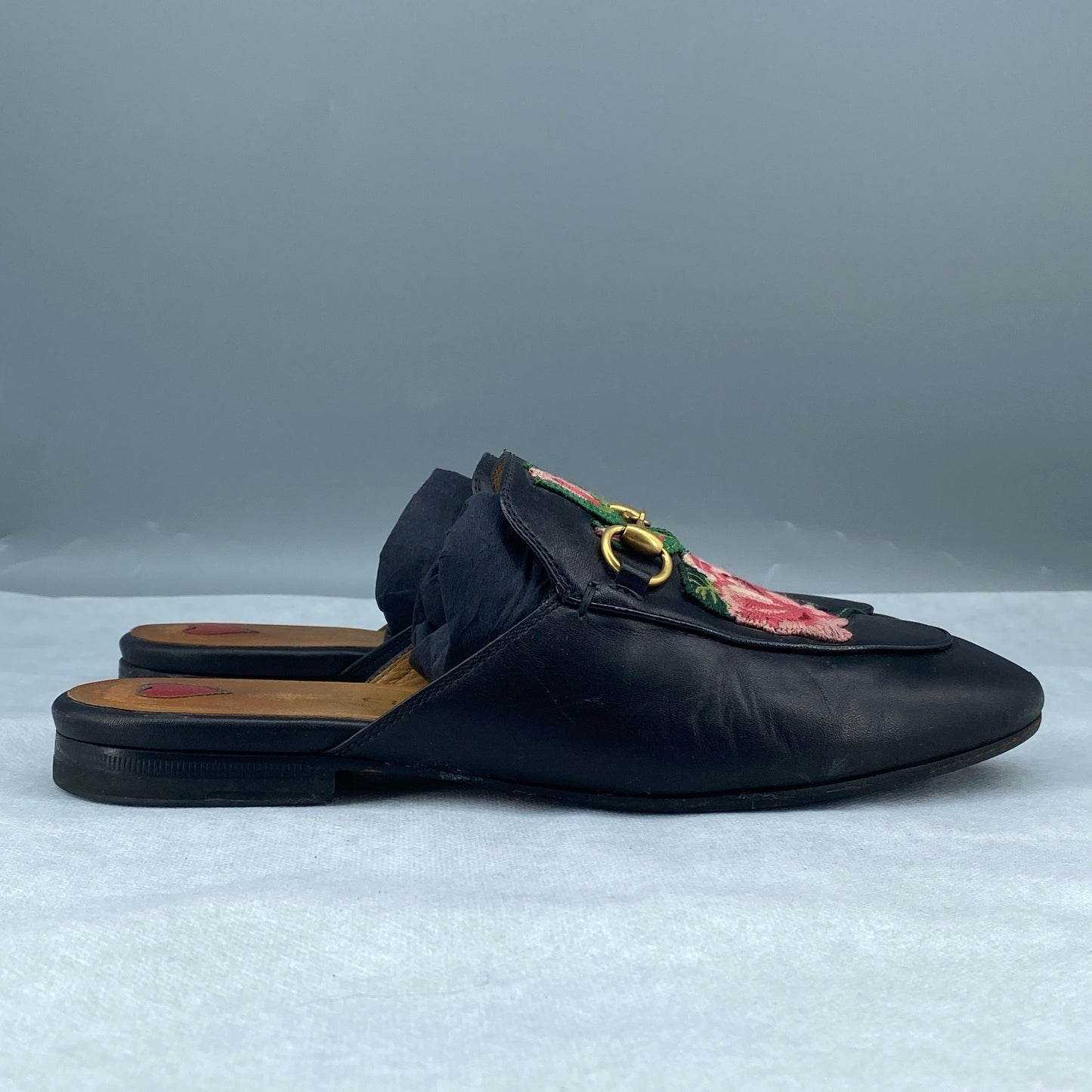 Gucci Women’s Black Leather Floral Embroidery Mule Loafer Shoes