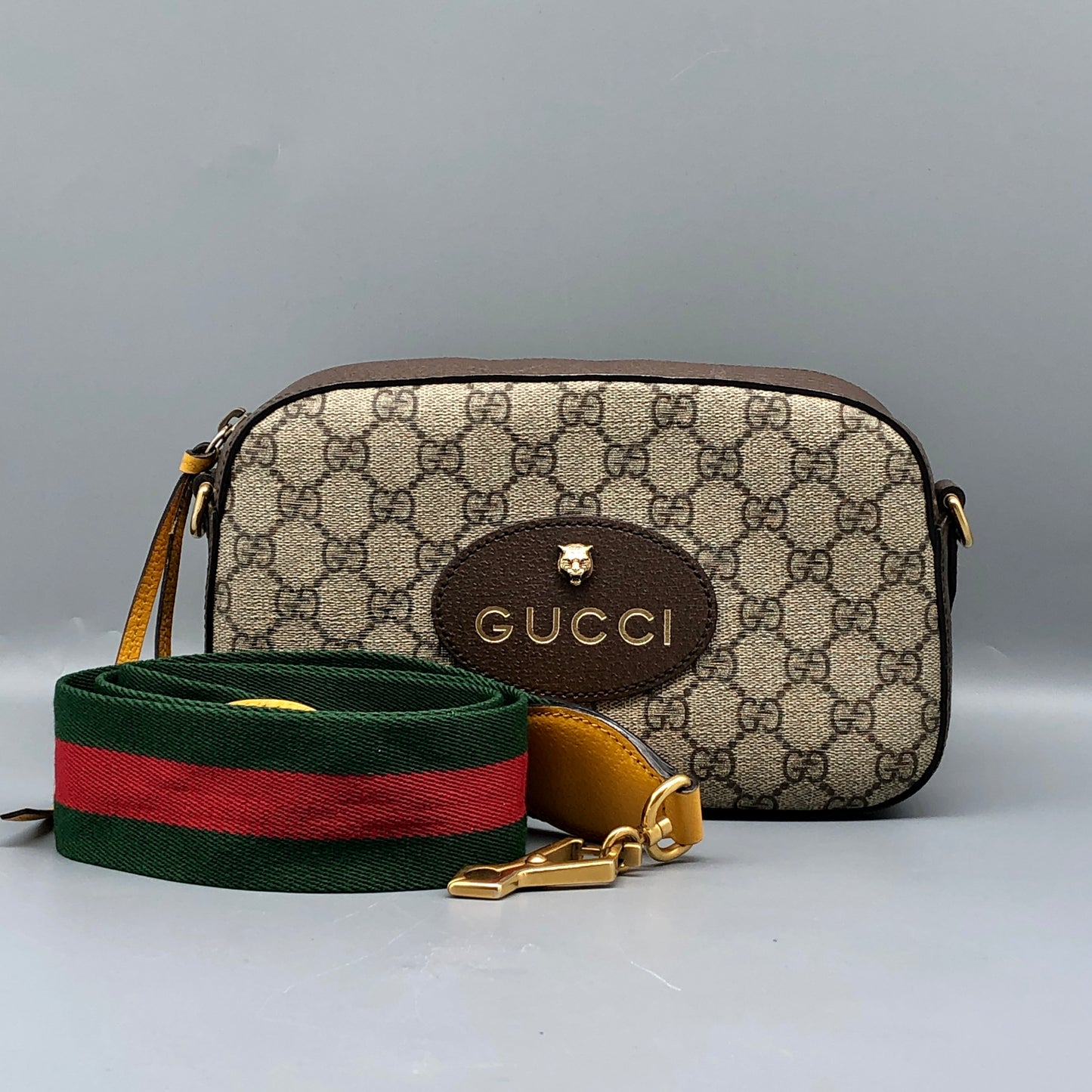 Gucci Beige/Brown GG Supreme Canvas Camera Bag