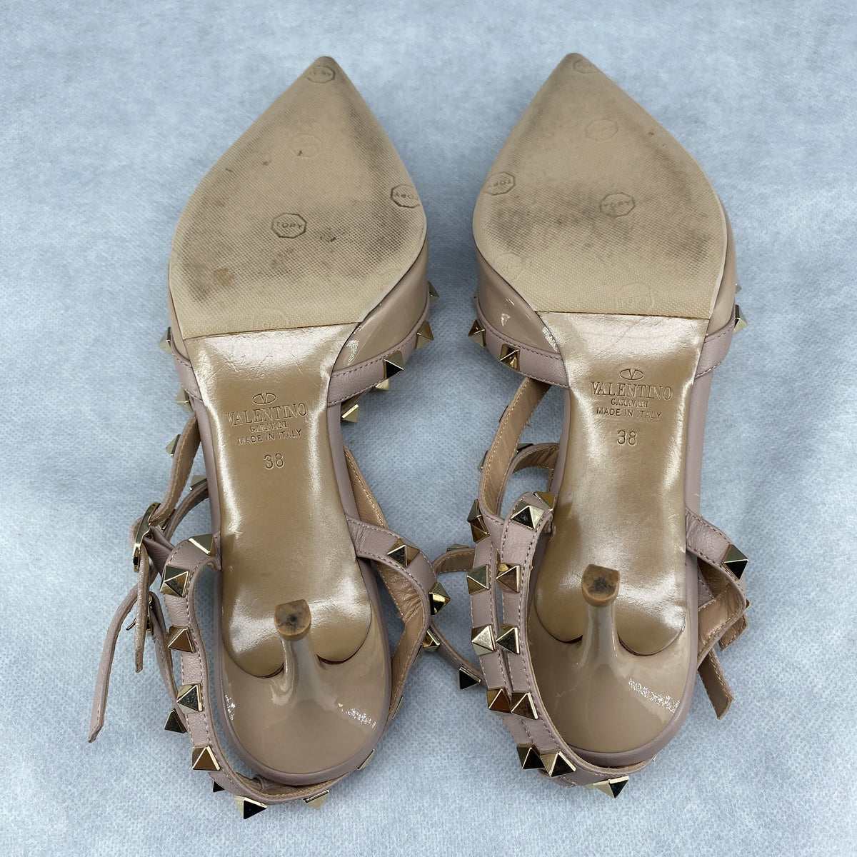 Valentino Nude Patent Leather Rockstud Pointed Heel Sandals Size 38