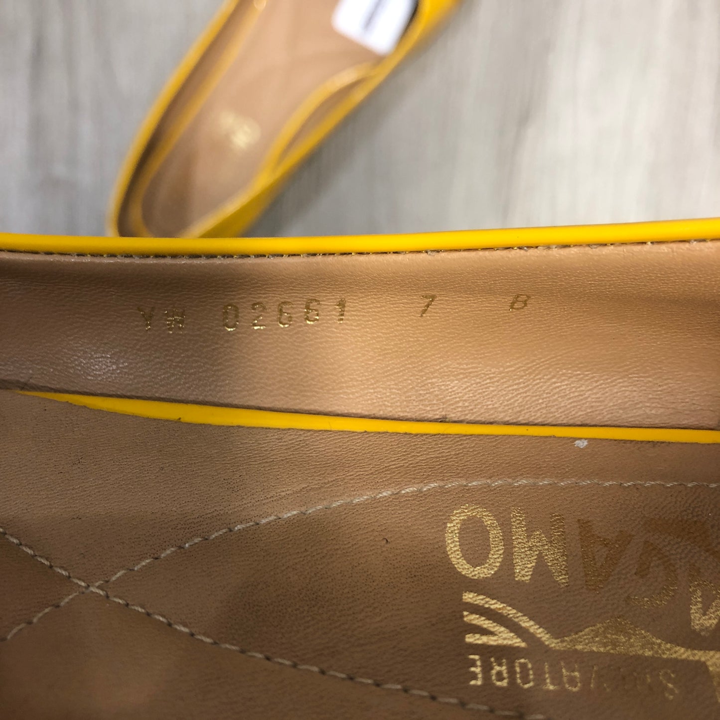 Ferragamo Women's Yellow Vara Bow Ballet Flats Size 7
