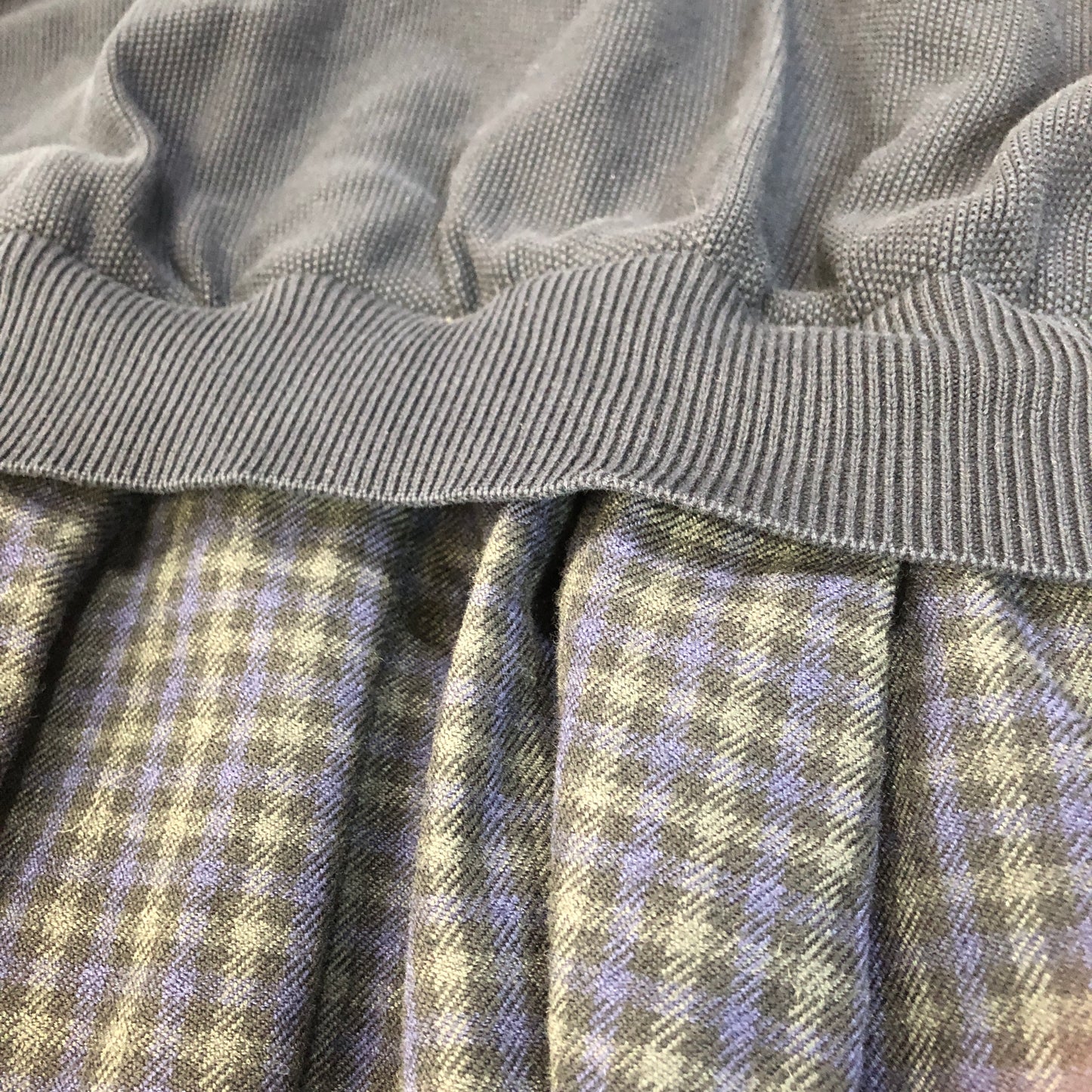 Balenciaga Crest Logo Knit Sweater Size M Navy Blue