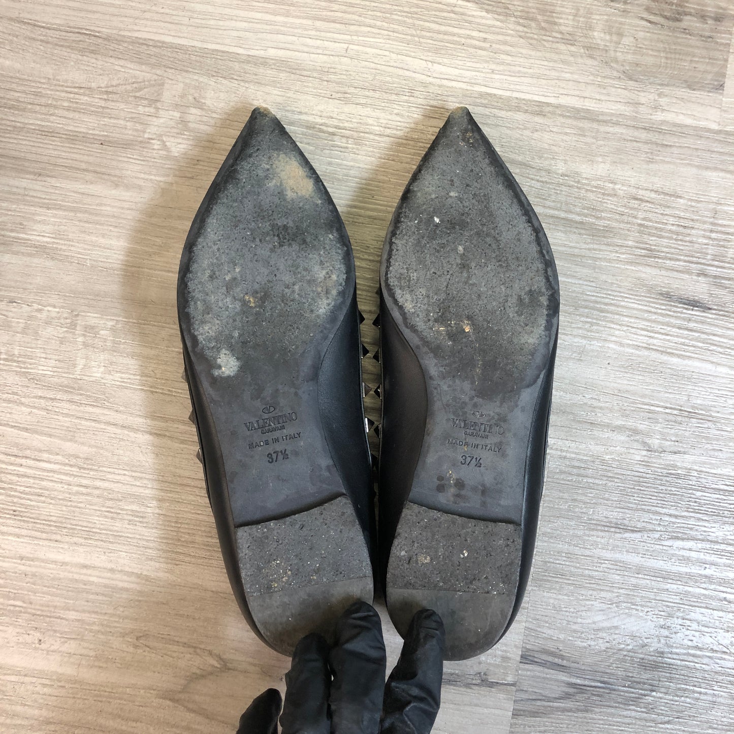 Valentino Rockstud Black Leather Pointed Toe Flat Shoes Size 37.5