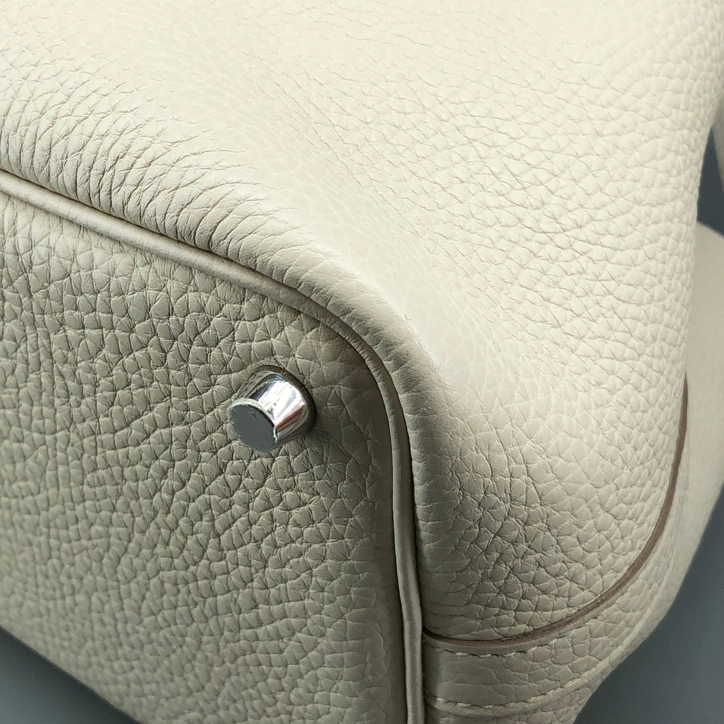 Hermes 2017 Picotin Lock 18 Handbag Cream