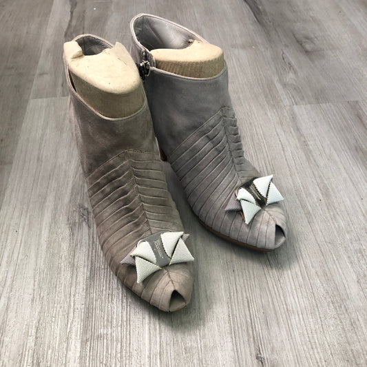 Salvatore Ferragamo Nude Suede Peep Toe Ankle Booties Size 6.5