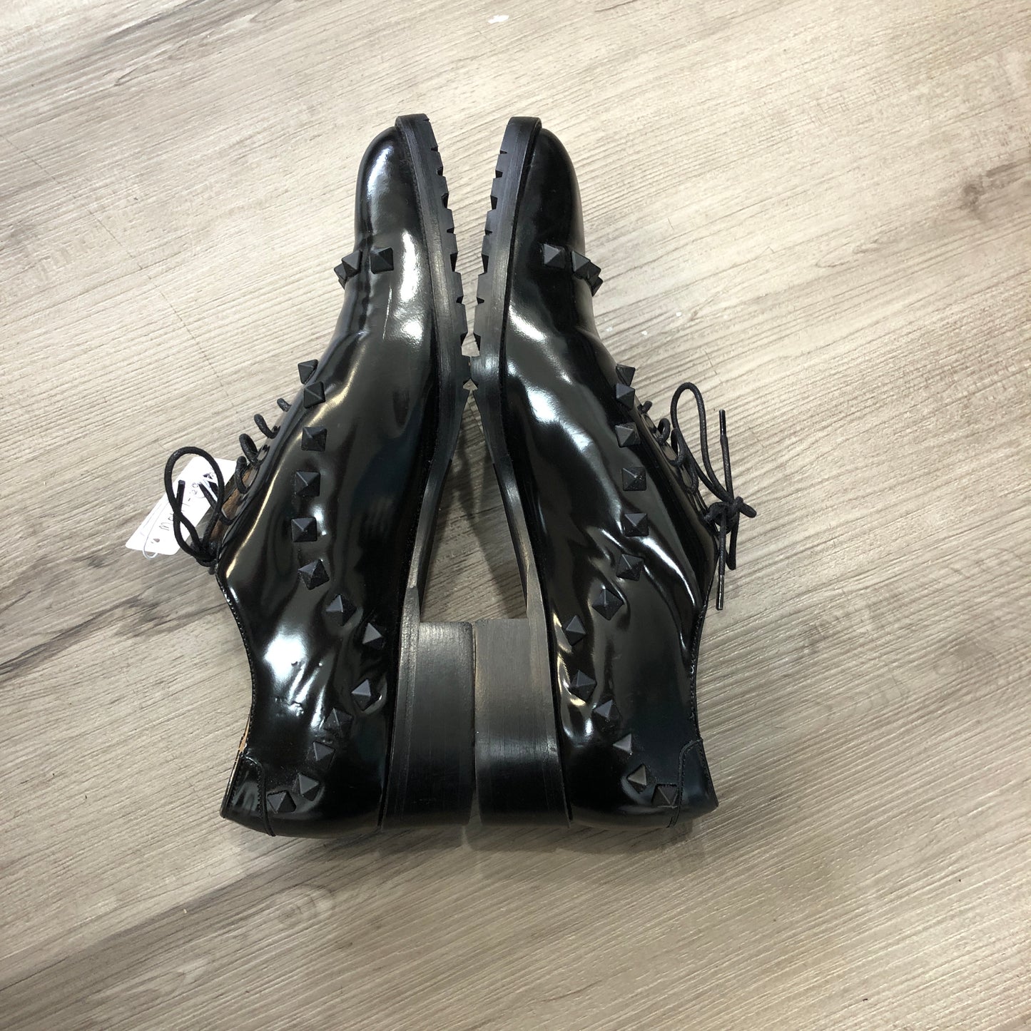 Valentino Women's Black Patent Leather Rockstud Derby Shoes shoes 36.5