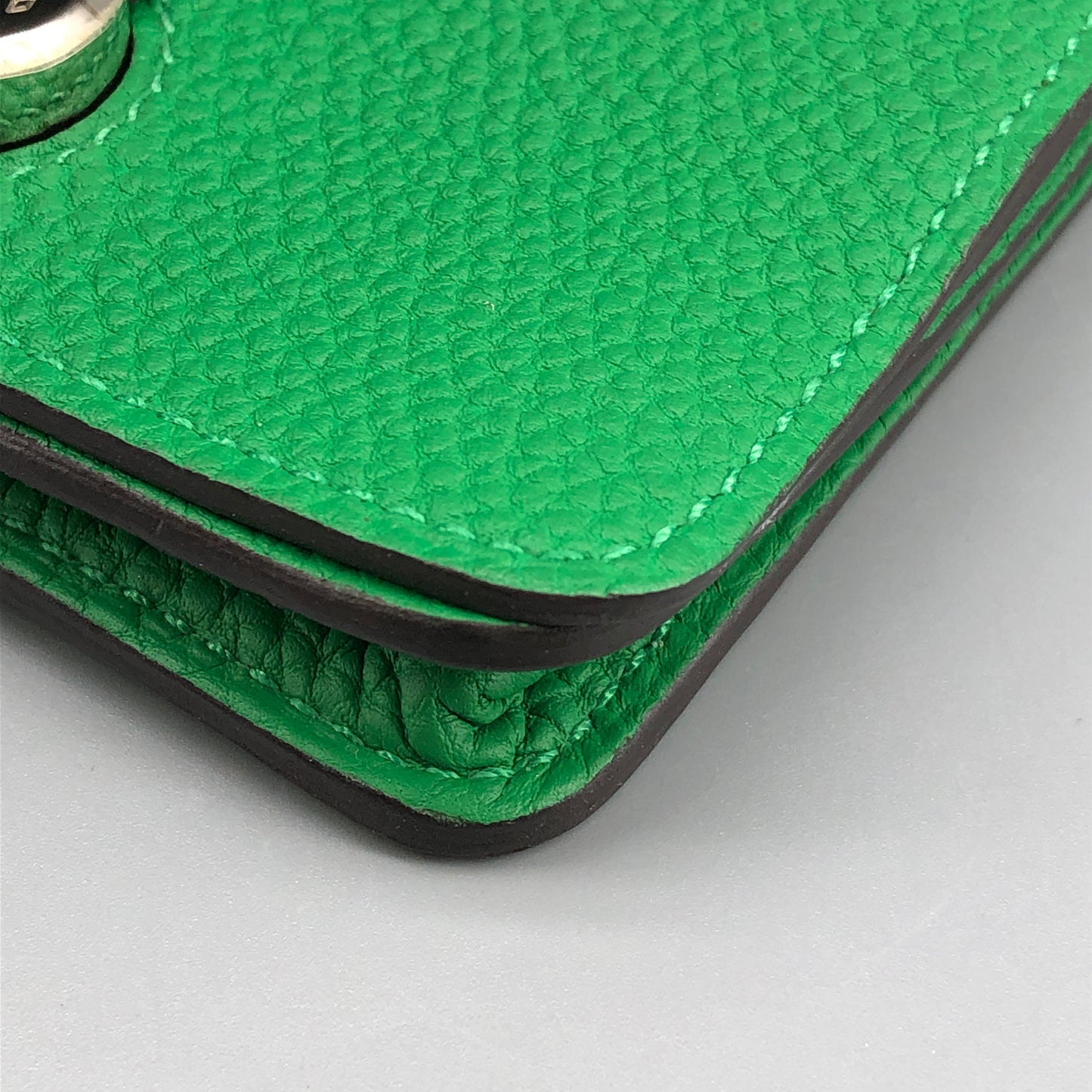 Hermes 2016 Dogon Compact Wallet  Green Togo Leather