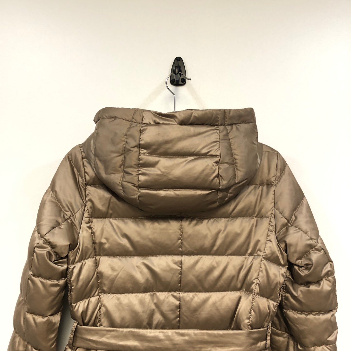 ‘S Max Mara Beige Lightweight Hooded Belted Down Mid-Length Coat Size 2