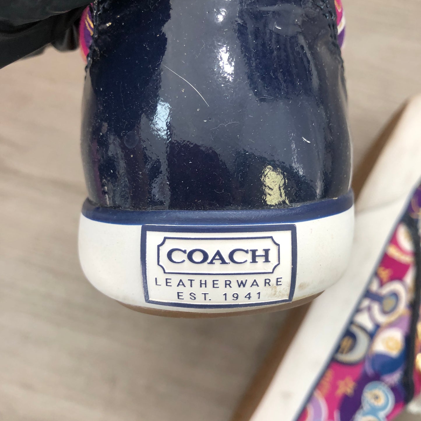 Coach Barrett Low Top Canvas Sneakers Size 6.5B White Purple Pink Gold Print