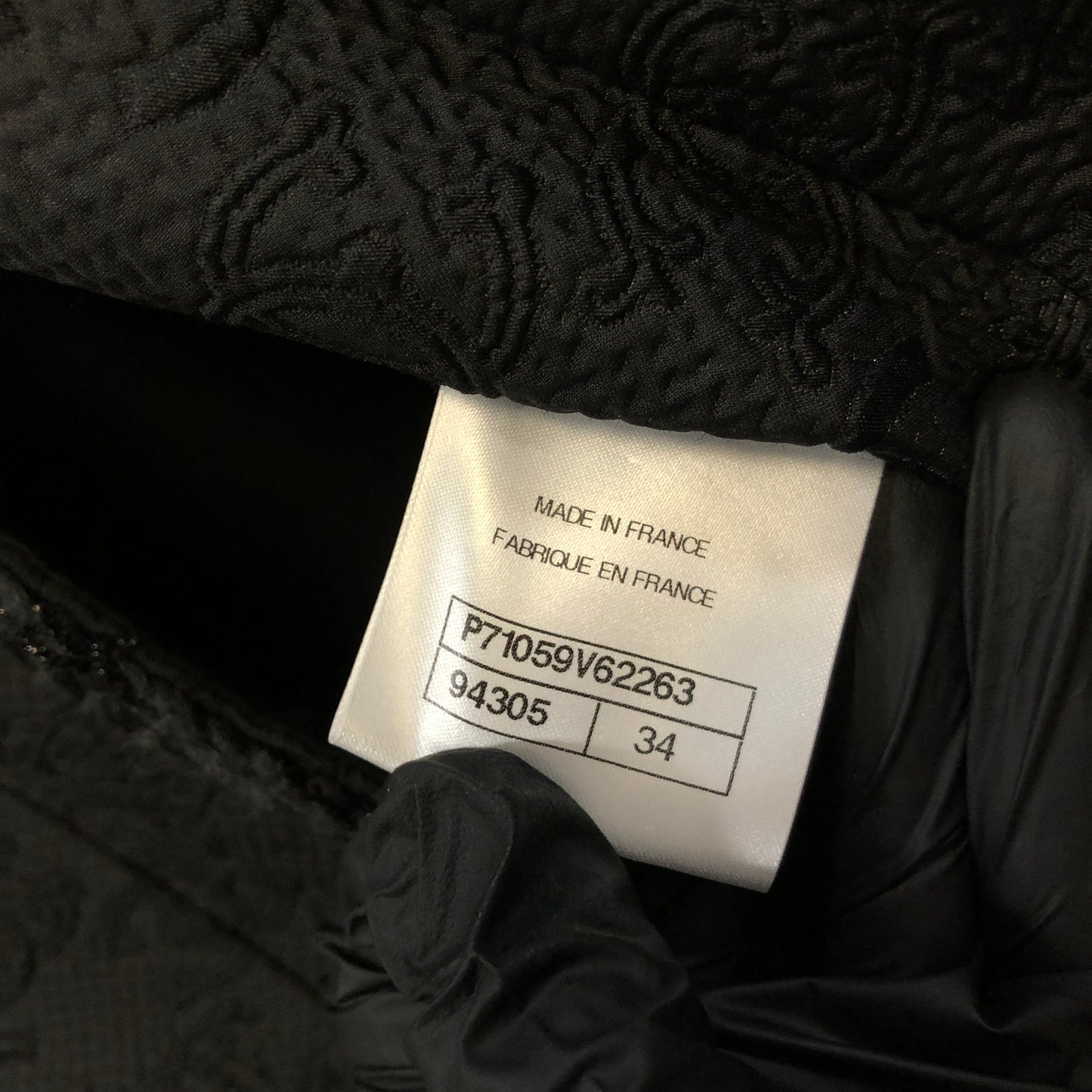 Chanel  CC logo jacquard pattern Black Tweed Round Neck Short Jacket Size 34