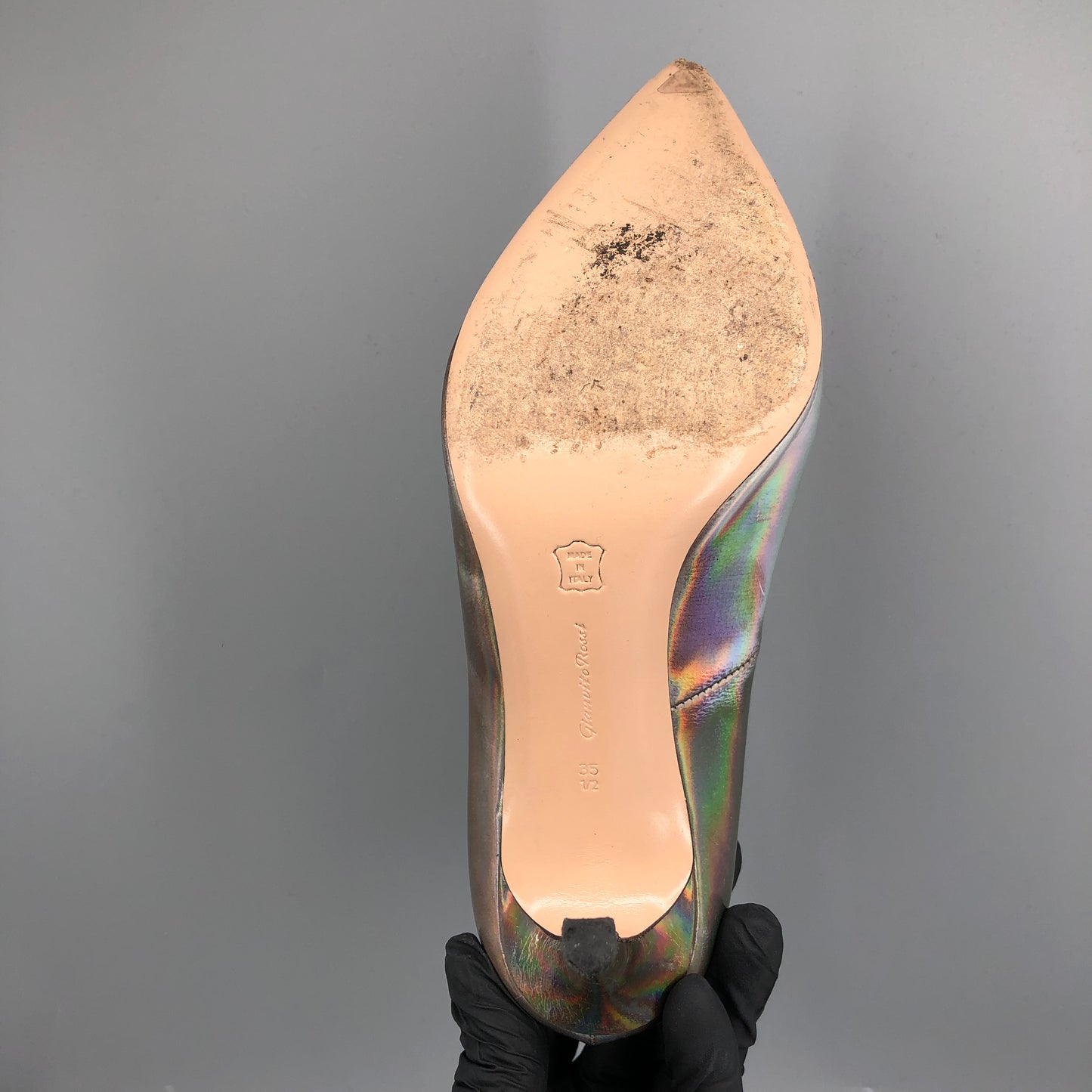 Gianvito Rossi Rainbow Silver Metallic Pointed Stiletto Pumps 35.5