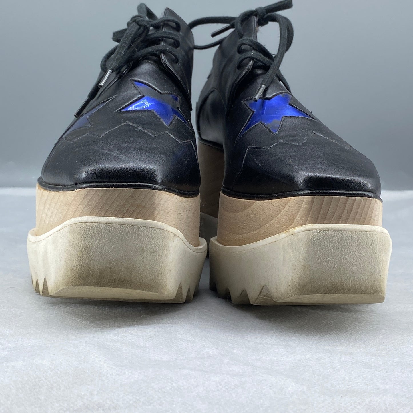 Stella McCartney Women's  Black Eco Leather Blue Star Appliqué Lace-Up Serrated Platform Brogues Size 36.5
