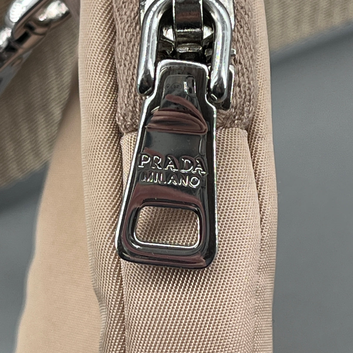 Prada Light brown Re-Edition 2005 Crossbody Bag