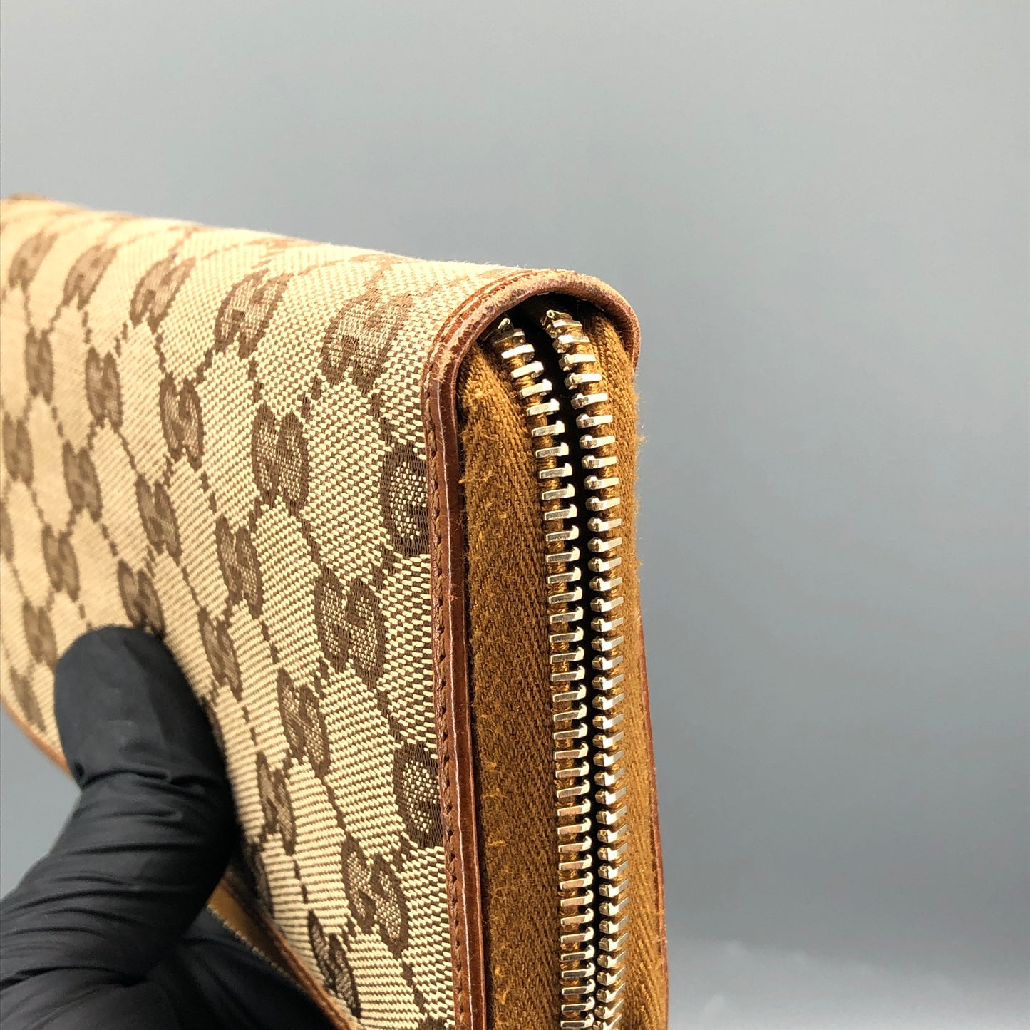 Gucci GG Supreme Zip Around Long Wallet Beige/Caramel