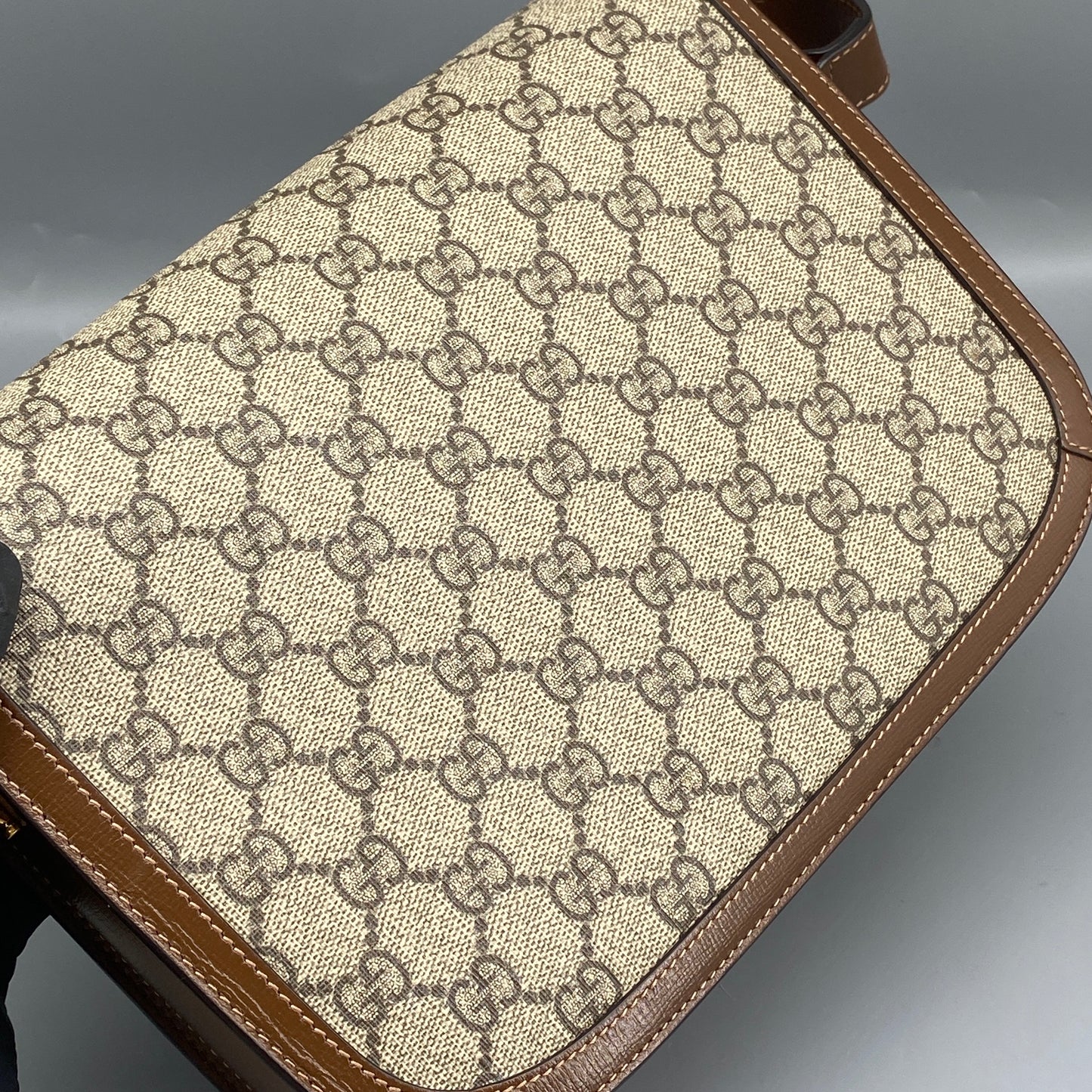 Gucci Beige & Caramel GG Supreme Horsebit 1955 Shoulder Crossbody Bag