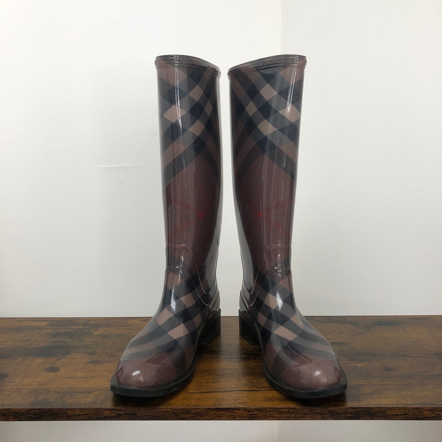 Burberry Women's Vintage Check Gloss Rubber Tall Rain Boots 36 Black Brown Red