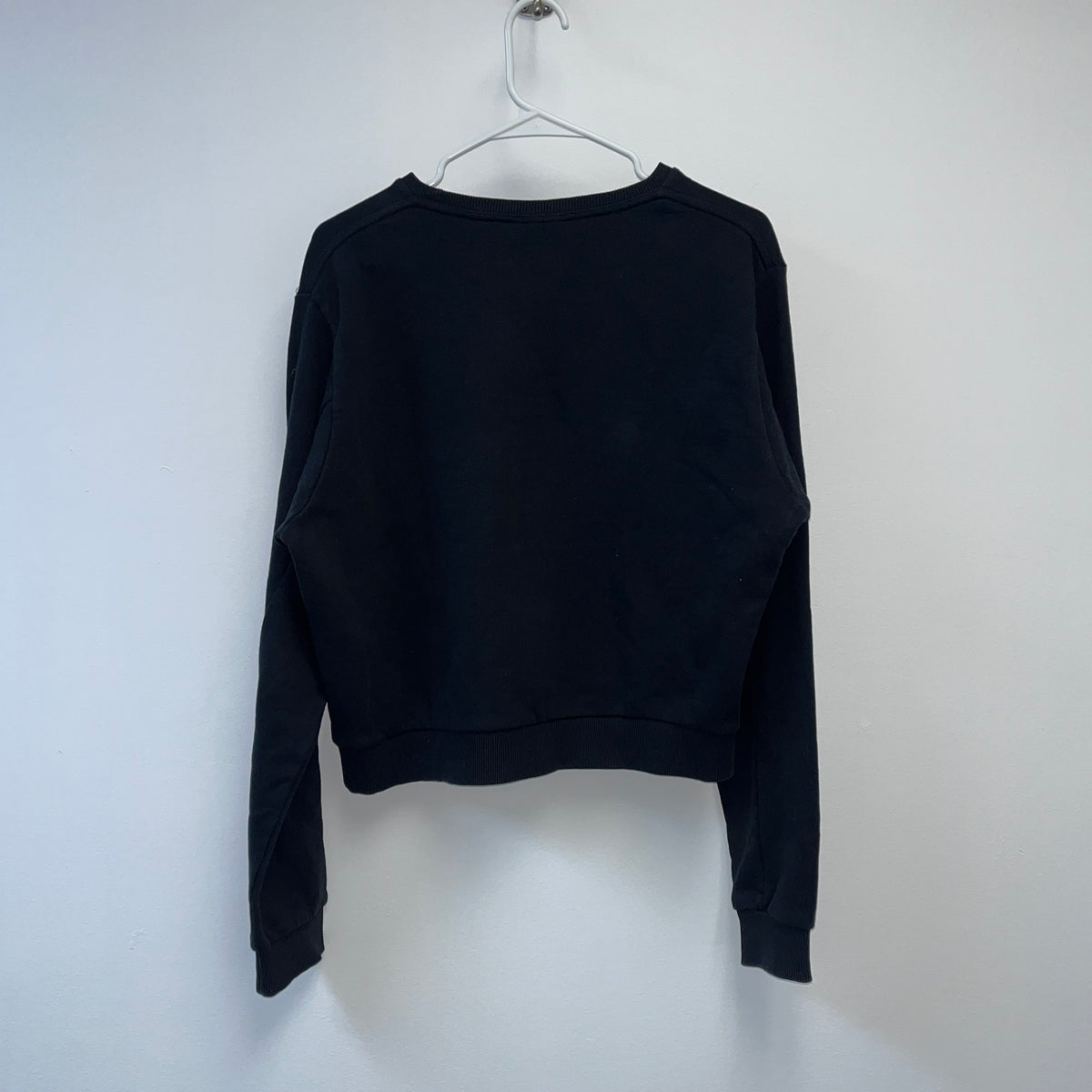 Chiara Ferrari Black Cropped Sweatshirt Size L