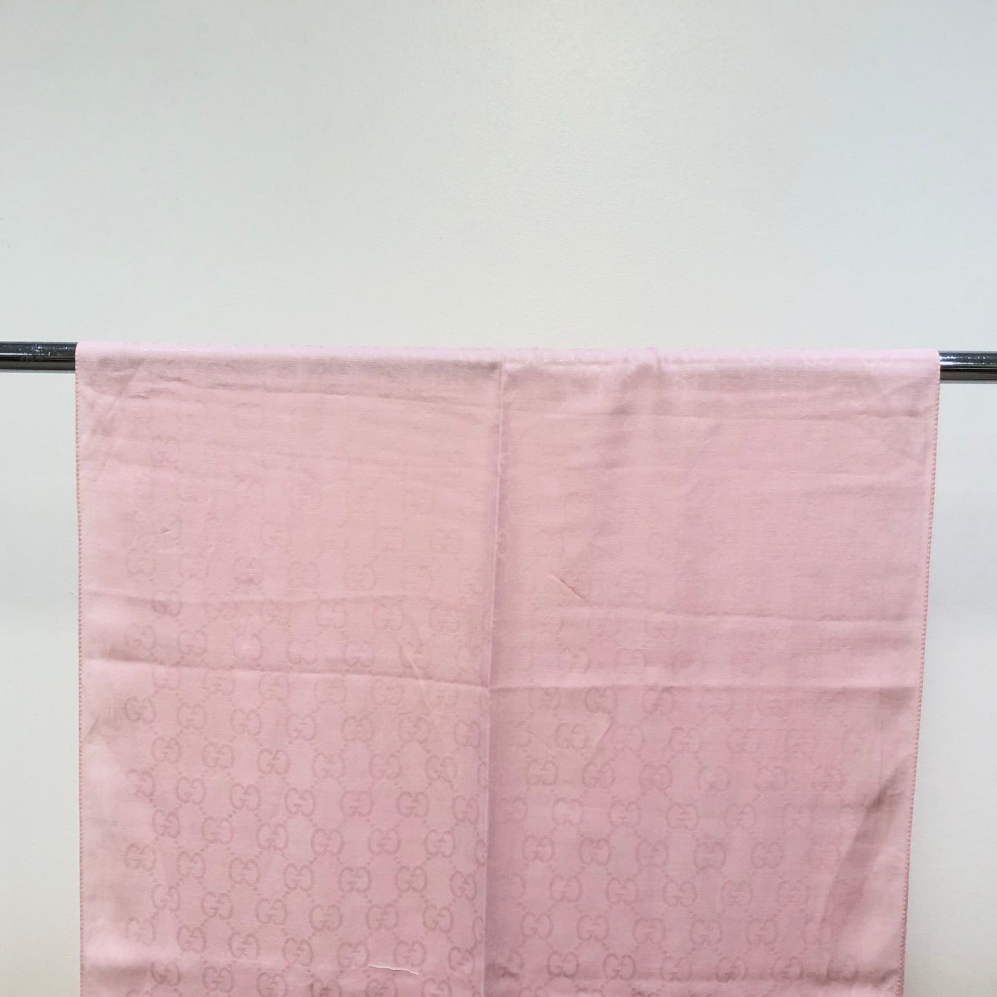 Gucci Light Pink GG Jacquard Fringe Shawl Scarf 197*68cm