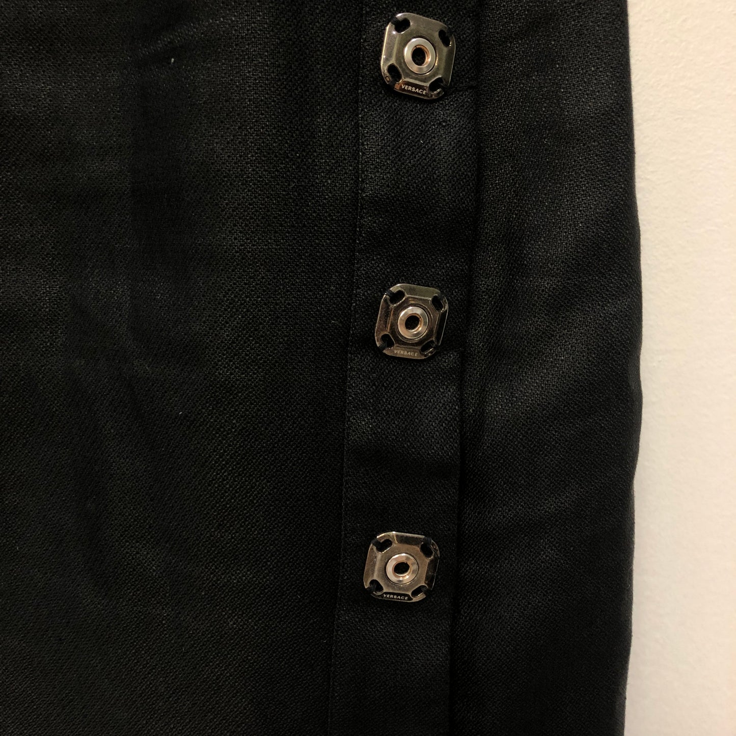 Versace Black Textured Pencil Midi Skirt Size 38 W26 L22 Inches
