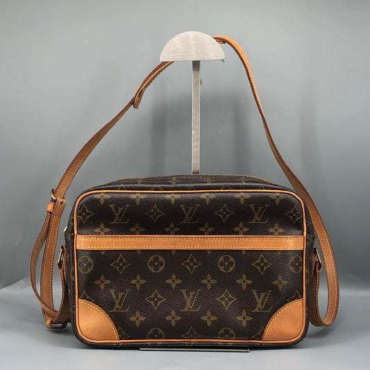 Louis Vuitton Trocadero 27 Monogram Canvas Shoulder Bag Brown