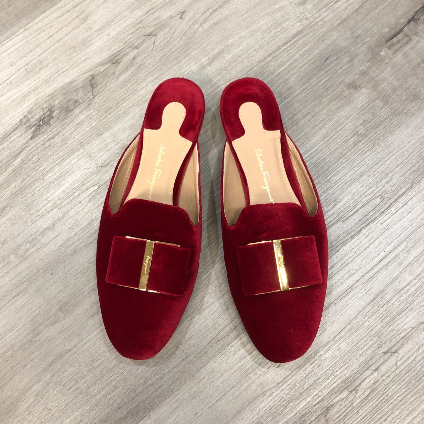 Salvatore Ferragamo Vara Velvet Mule Slides Size 5.5B Red