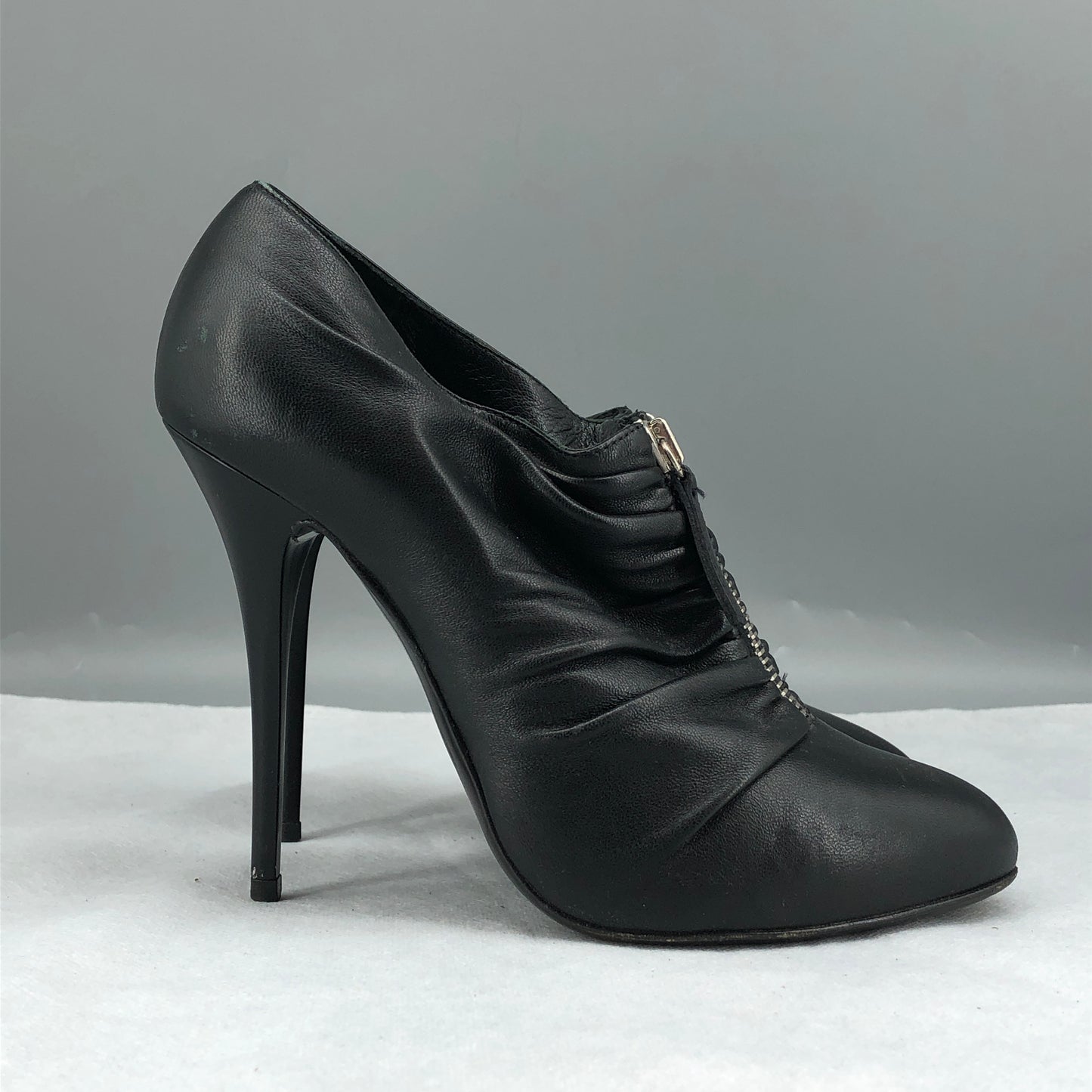 Giuseppe Zanotti Black Ruched Leather Front Zip Pointed Stiletto Pumps 36