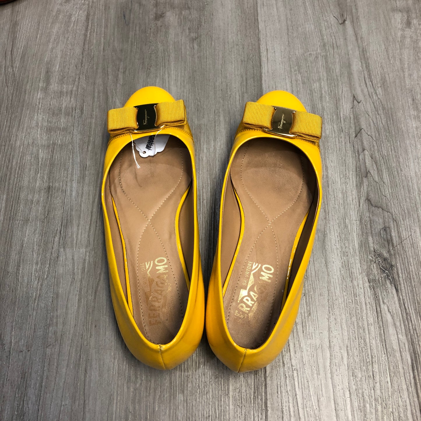 Ferragamo Women's Yellow Vara Bow Ballet Flats Size 7