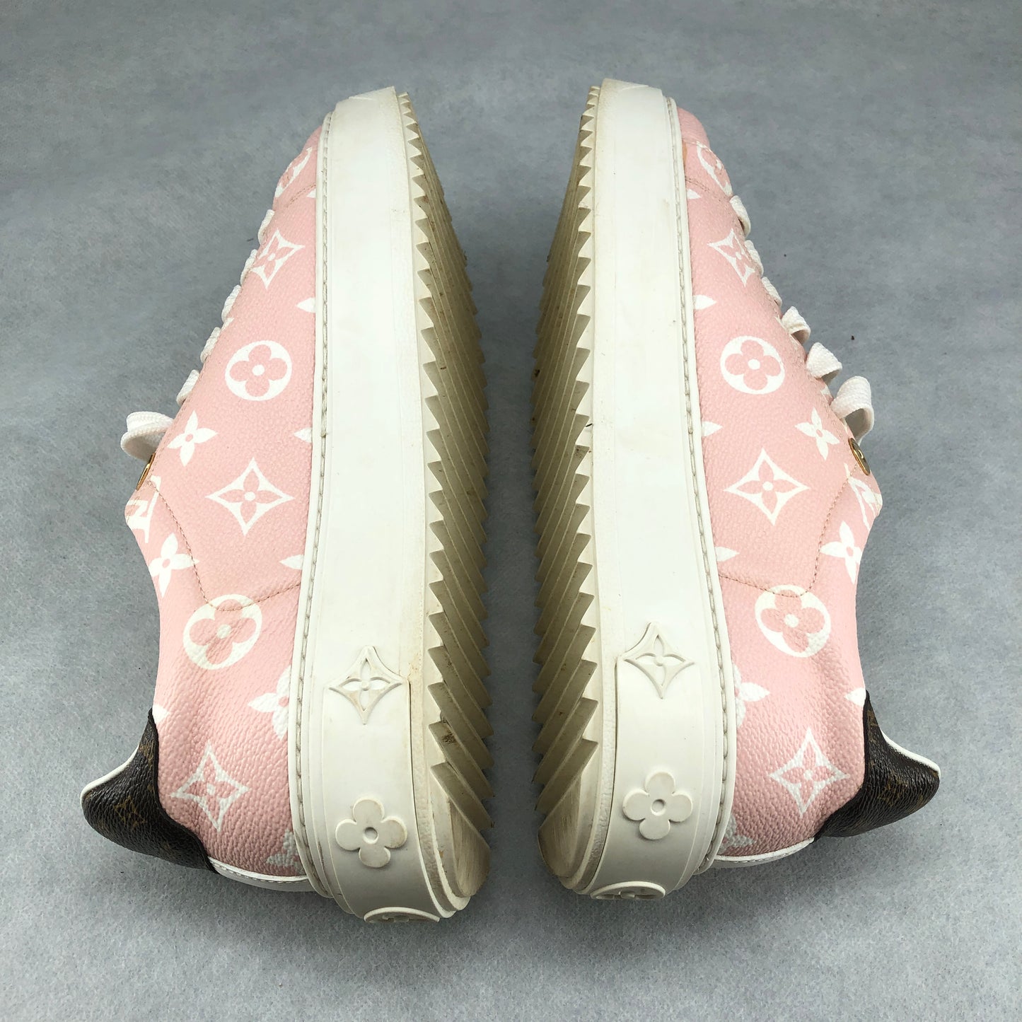 Louis Vuitton Women's Monogram Pink Canvas Low Top Sneakers Size 38 Light Pink