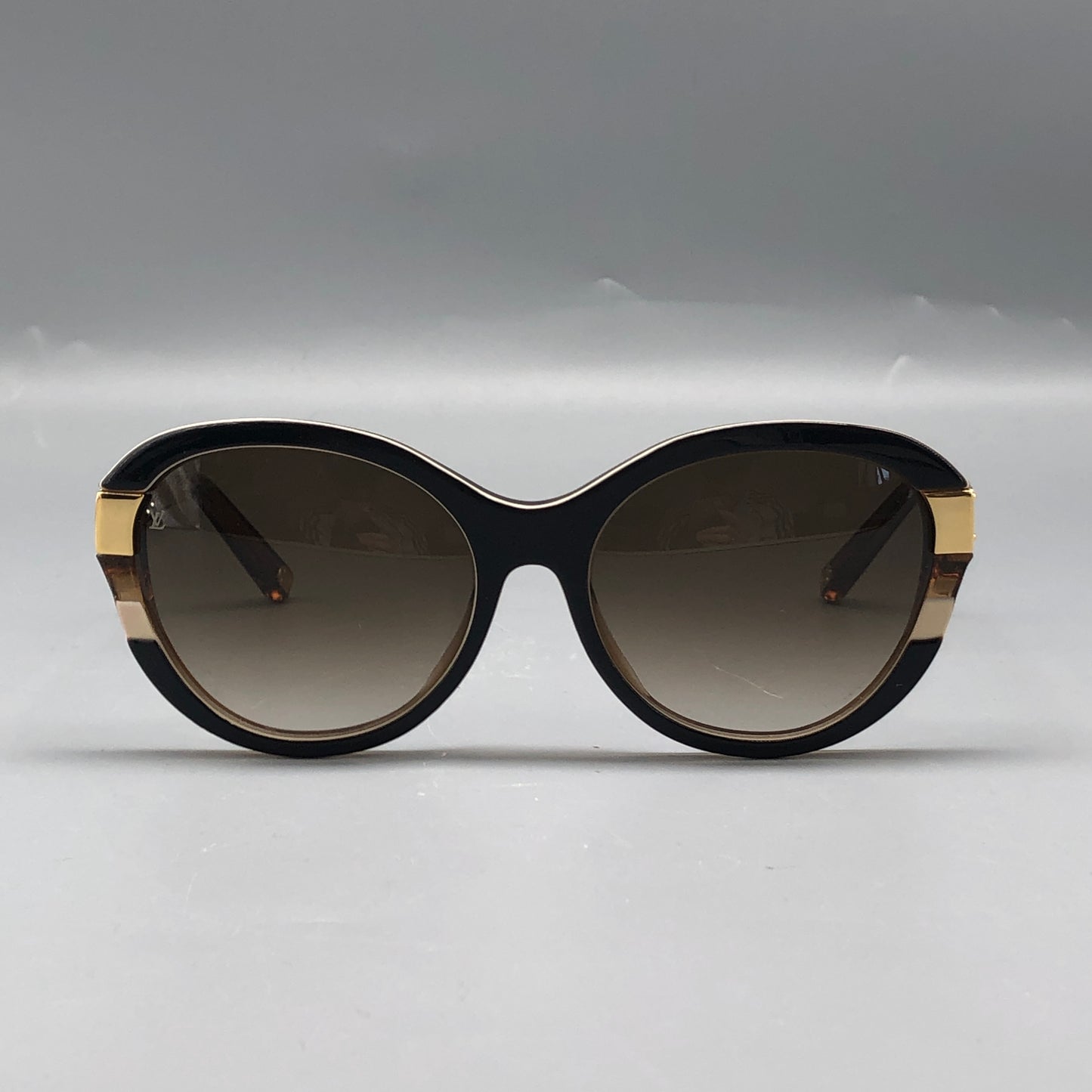 Louis Vuitton Round Frame Sunglasses Gold