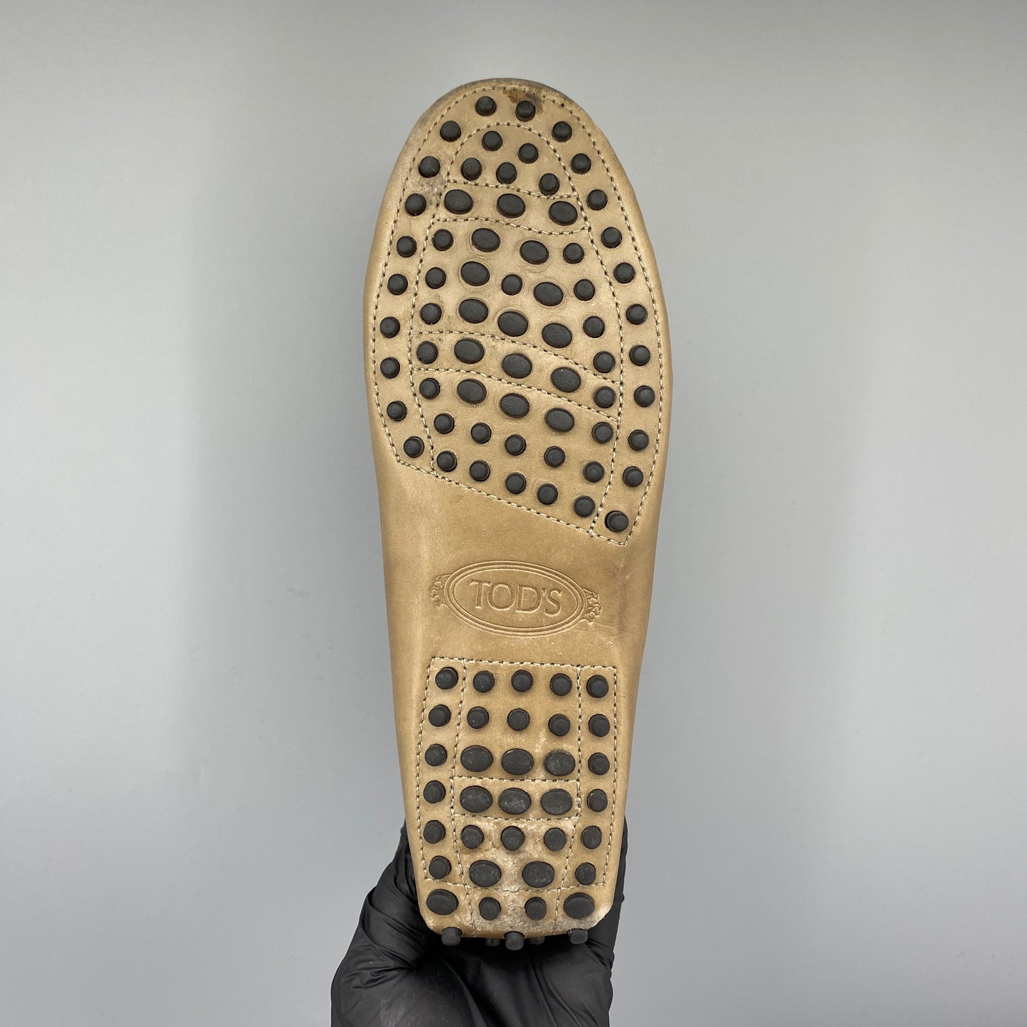Tod's Women's Light Brown Leather Metal Bar Slip-On Driving Loafers Size 37