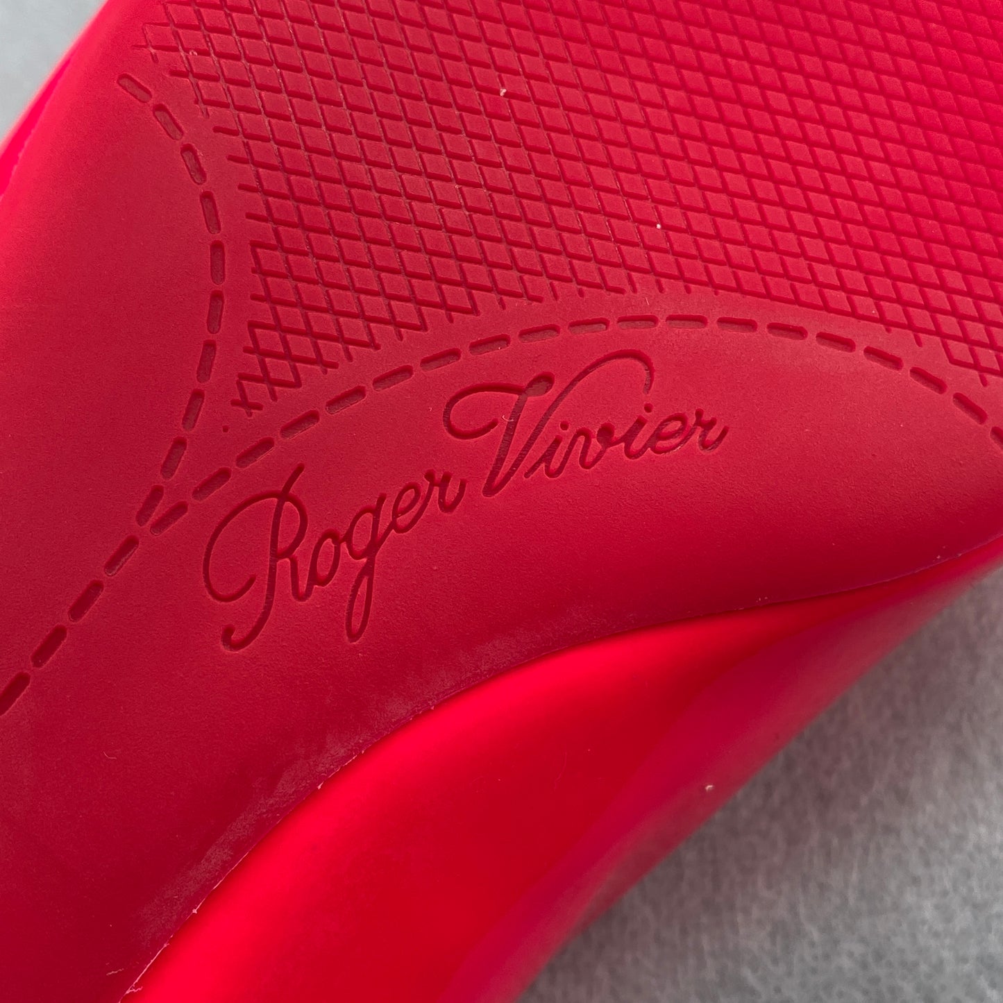 Roger Vivier Women Hot Pink Patent Square Buckle Flat Pumps Size 35.5