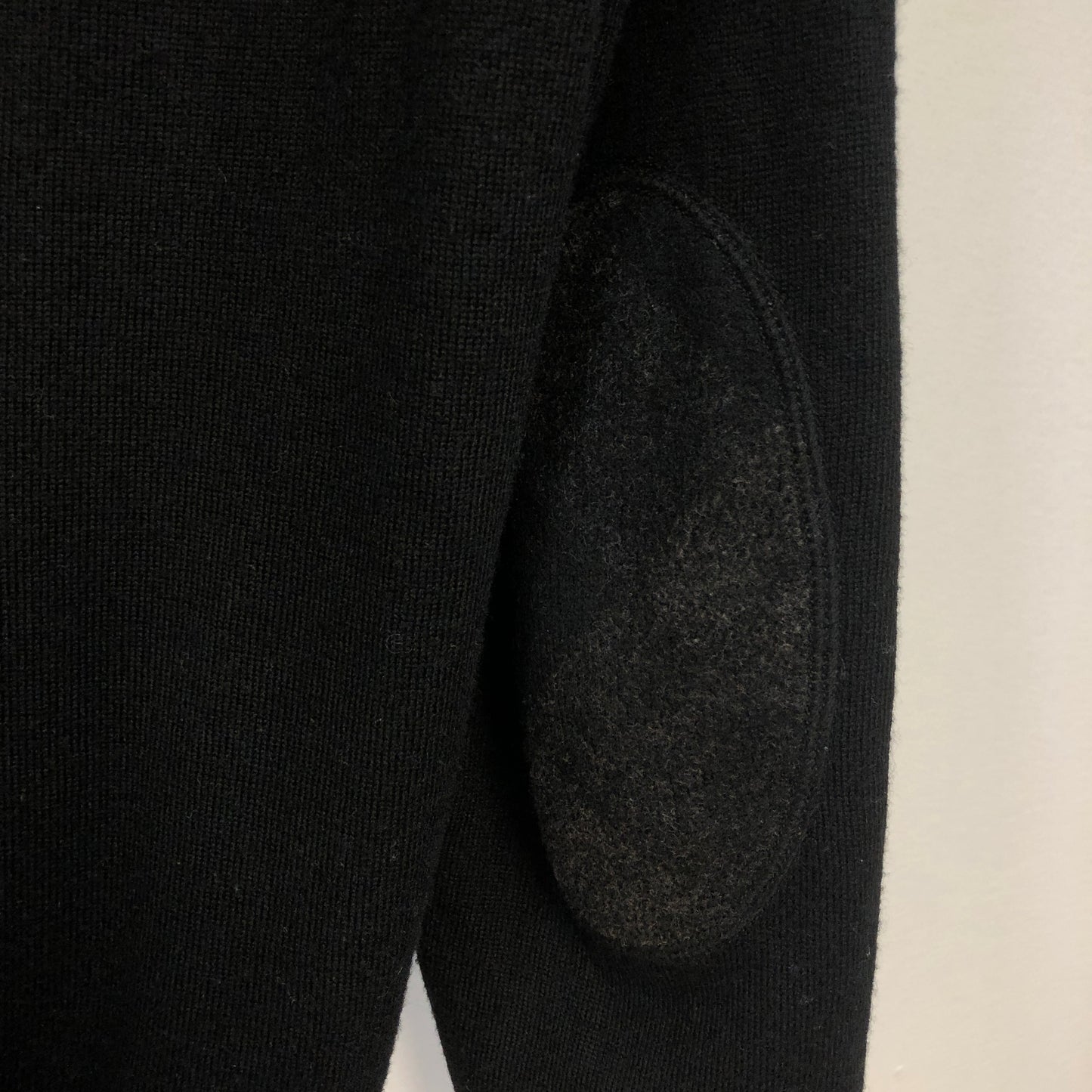 Burberry Brit Crew Neck Wool Knit Sweater Size M Black P2P 19.5-22 Inches